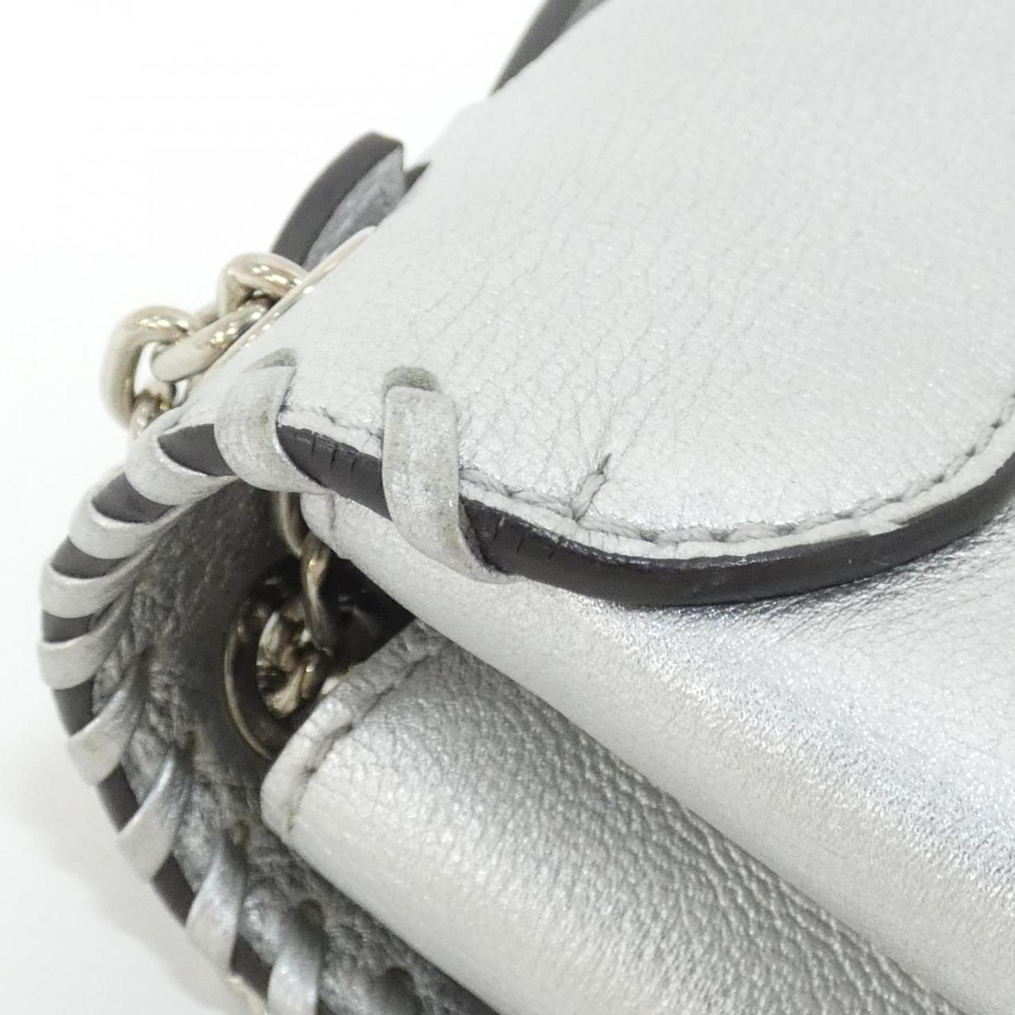 Louis Vuitton Silver Leather Handbag Shoulder Bag (Pre-Owned)