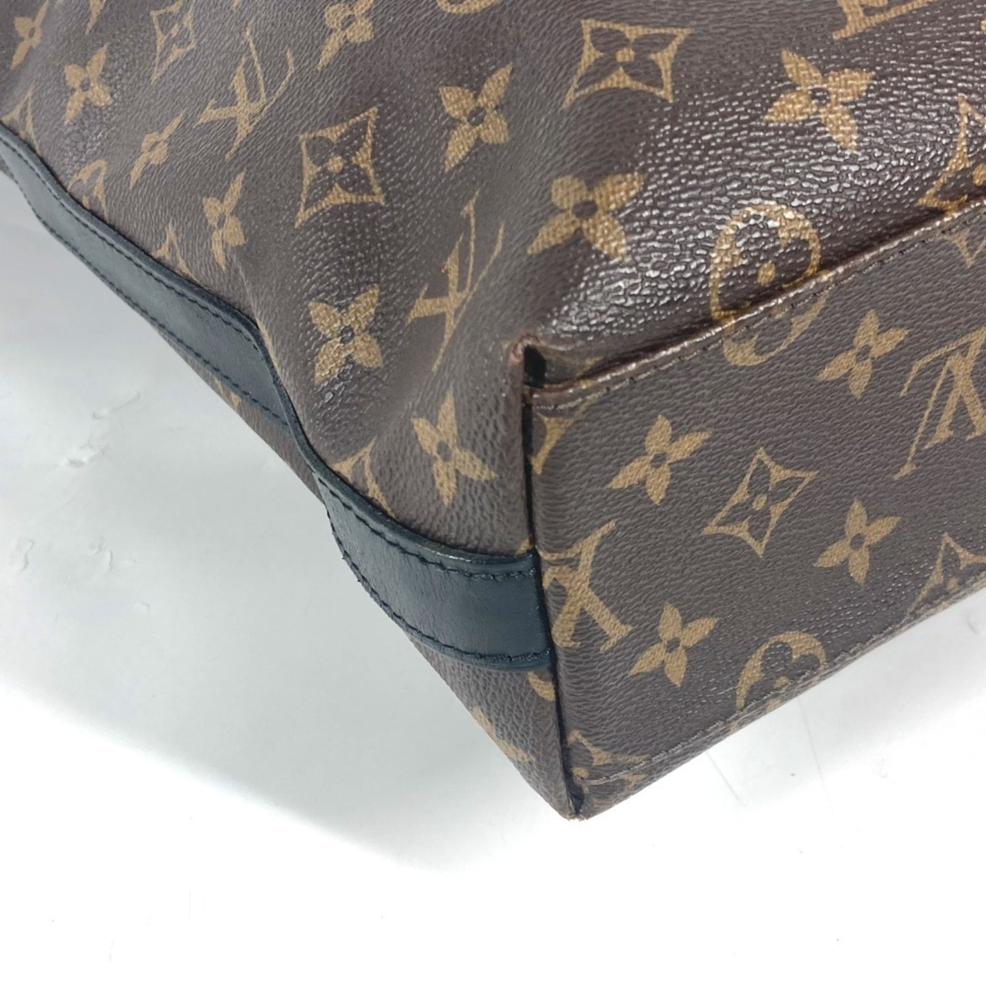 Louis Vuitton Black Brown Canvas Handbag Tote Bag (Pre-Owned)