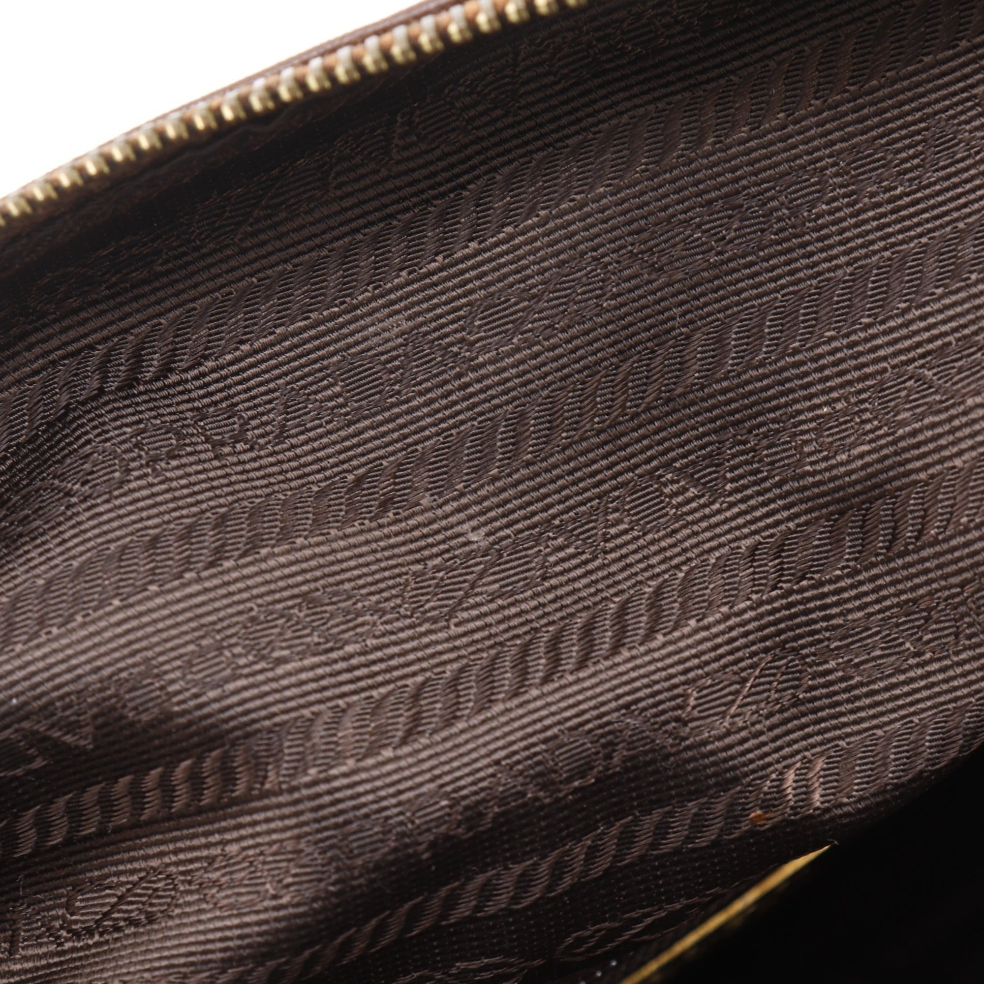Prada Brown Leather Handbag (Pre-Owned)