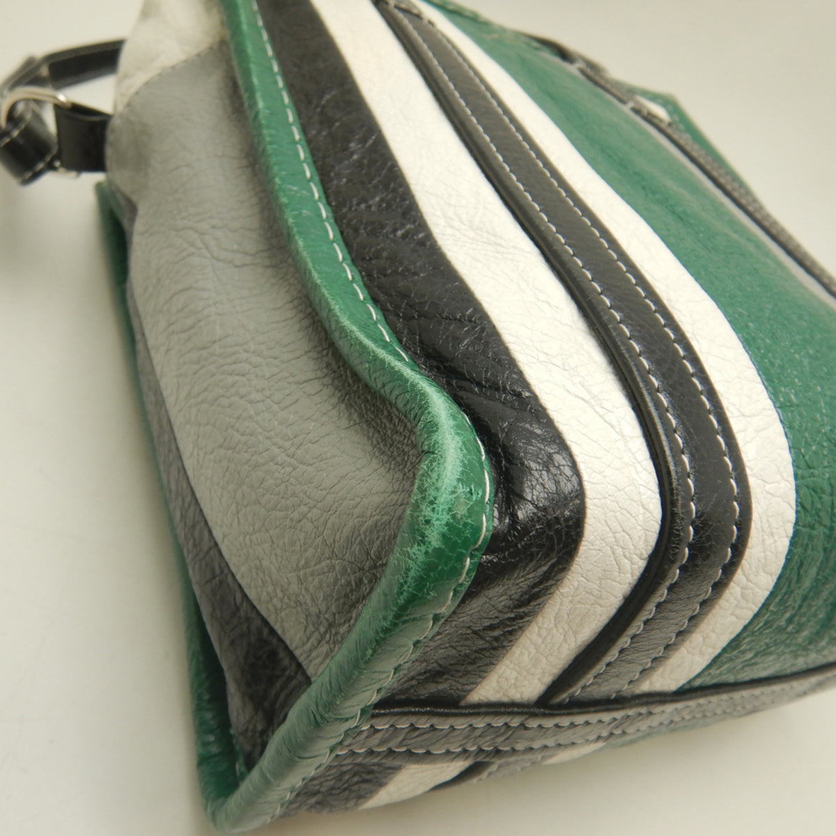 Balenciaga Black Green Leather Tote Bag (Pre-Owned)