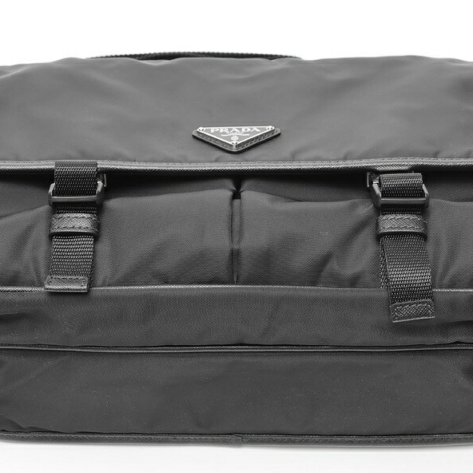 Prada Black Nylon Shoulder Bag (Pre-Owned)