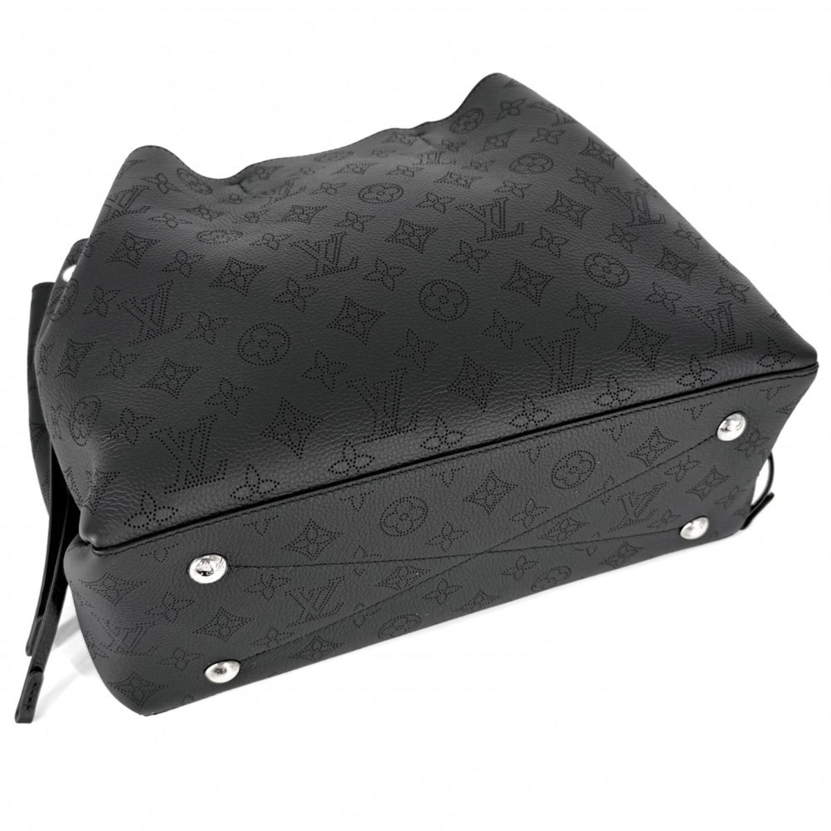 Louis Vuitton Noir Monogram Mahina Leather Handbag Shoulder Bag (Pre-Owned)