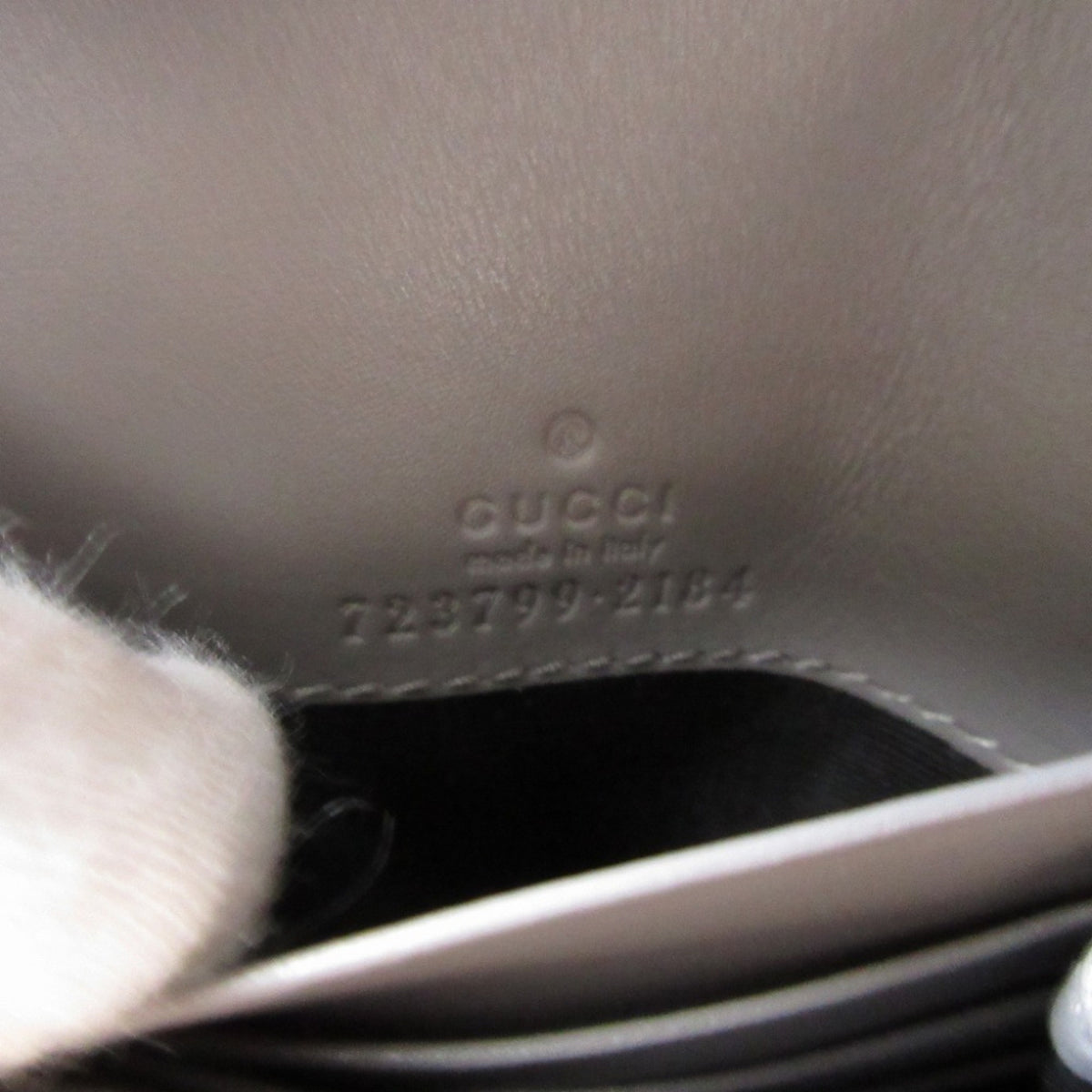 Gucci Gray Leather Wallet (Bi-Fold) (Pre-Owned)