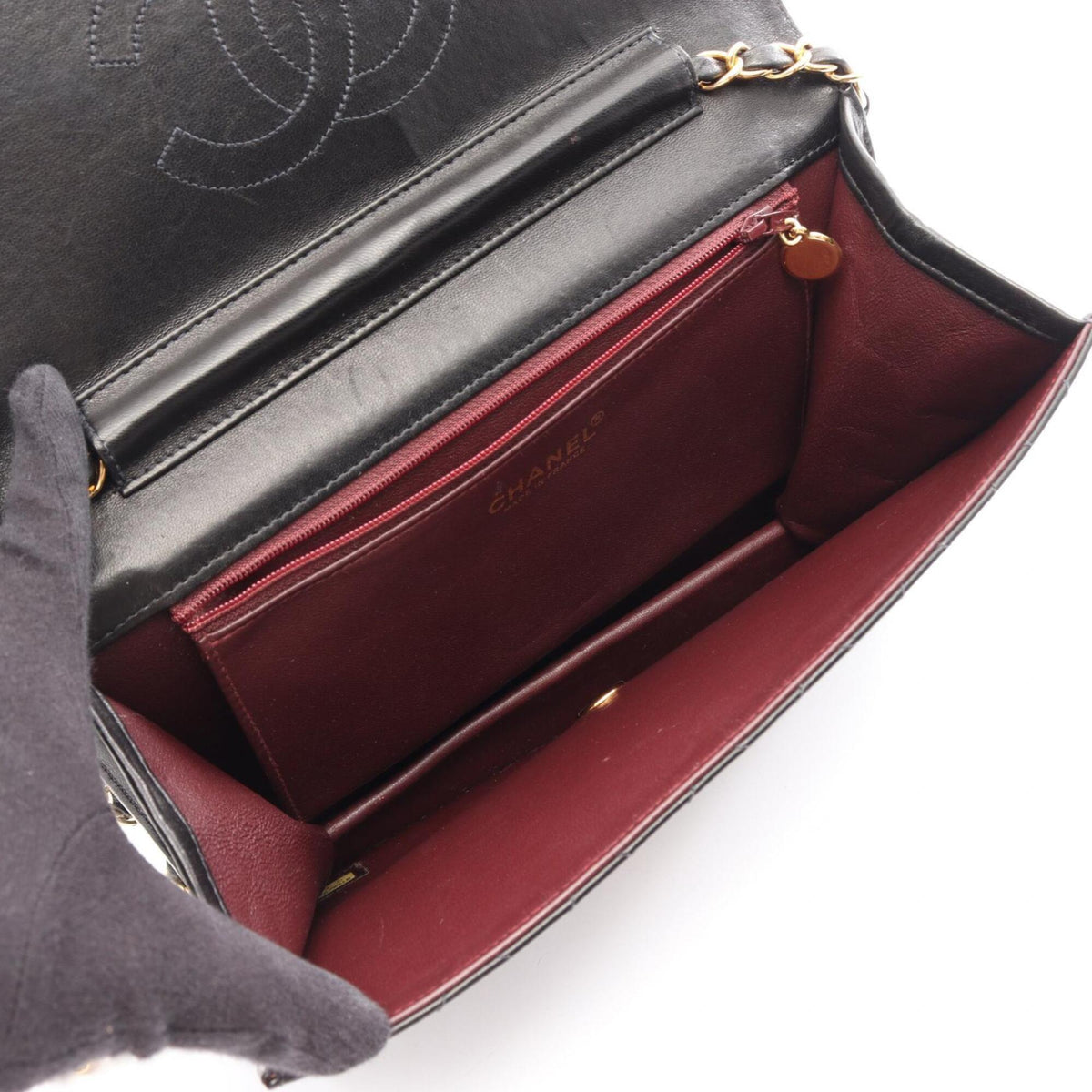 Chanel Black Leather Handbag Shoulder Bag (Pre-Owned)