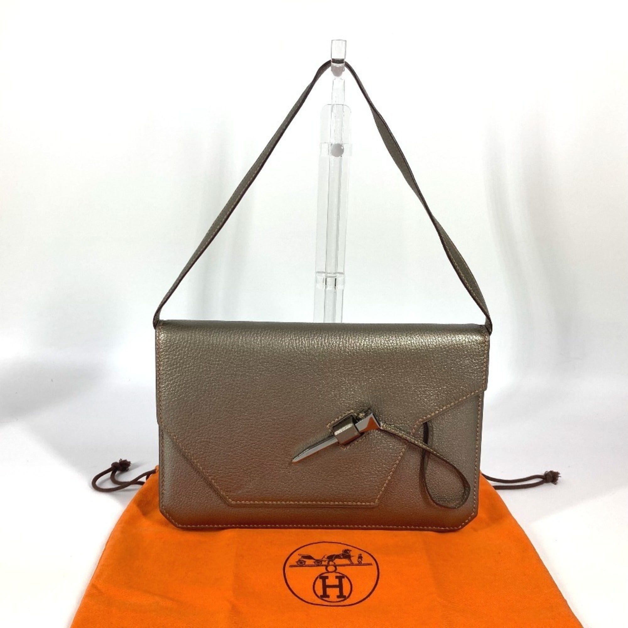 Hermes Gold Chevre Leather Handbag Pouch Shoulder Bag (Pre-Owned)