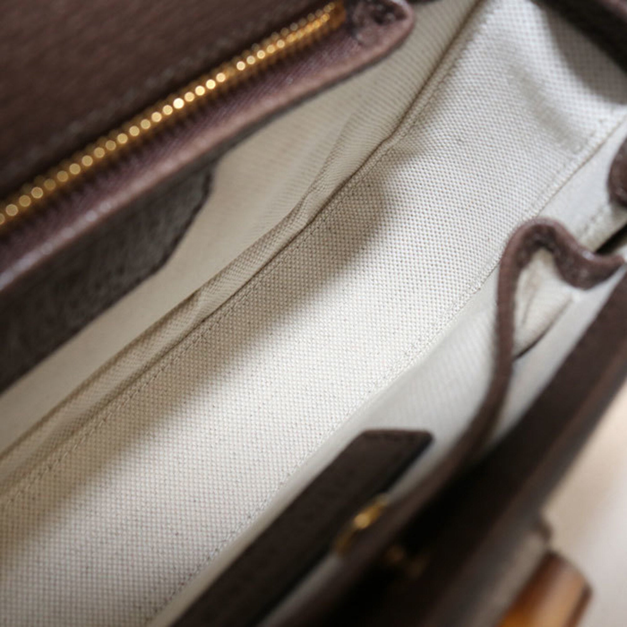 Gucci Beige Canvas Handbag (Pre-Owned)