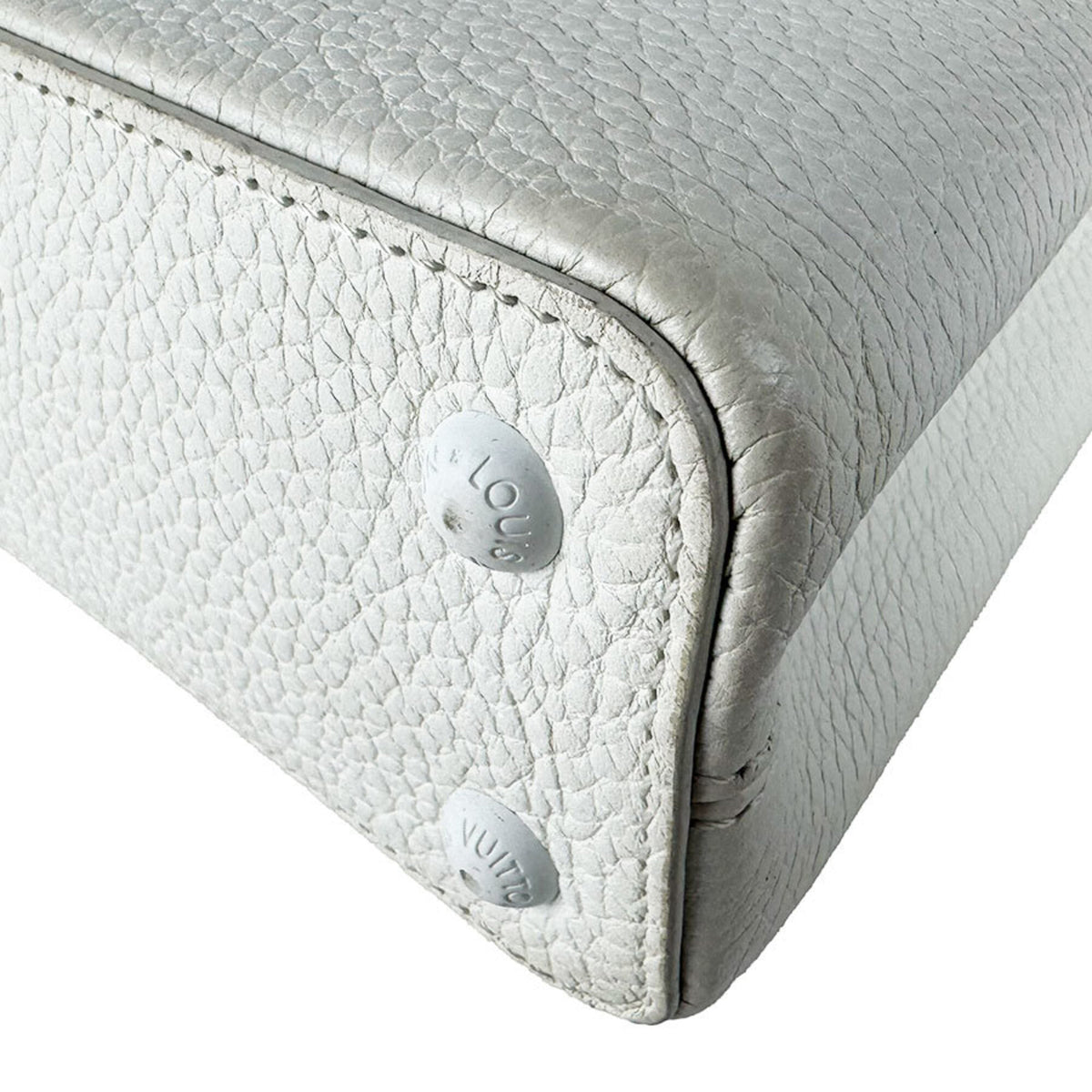 Louis Vuitton White Leather Handbag Shoulder Bag (Pre-Owned)