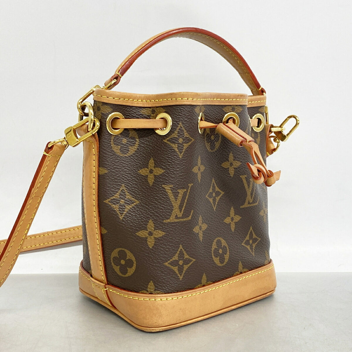 Louis Vuitton Brown Handbag (Pre-Owned)