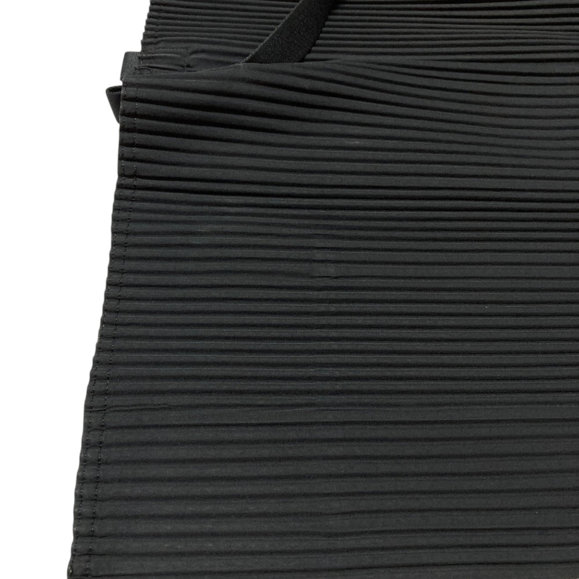 Issey Miyake Black Handbag (Pre-Owned)