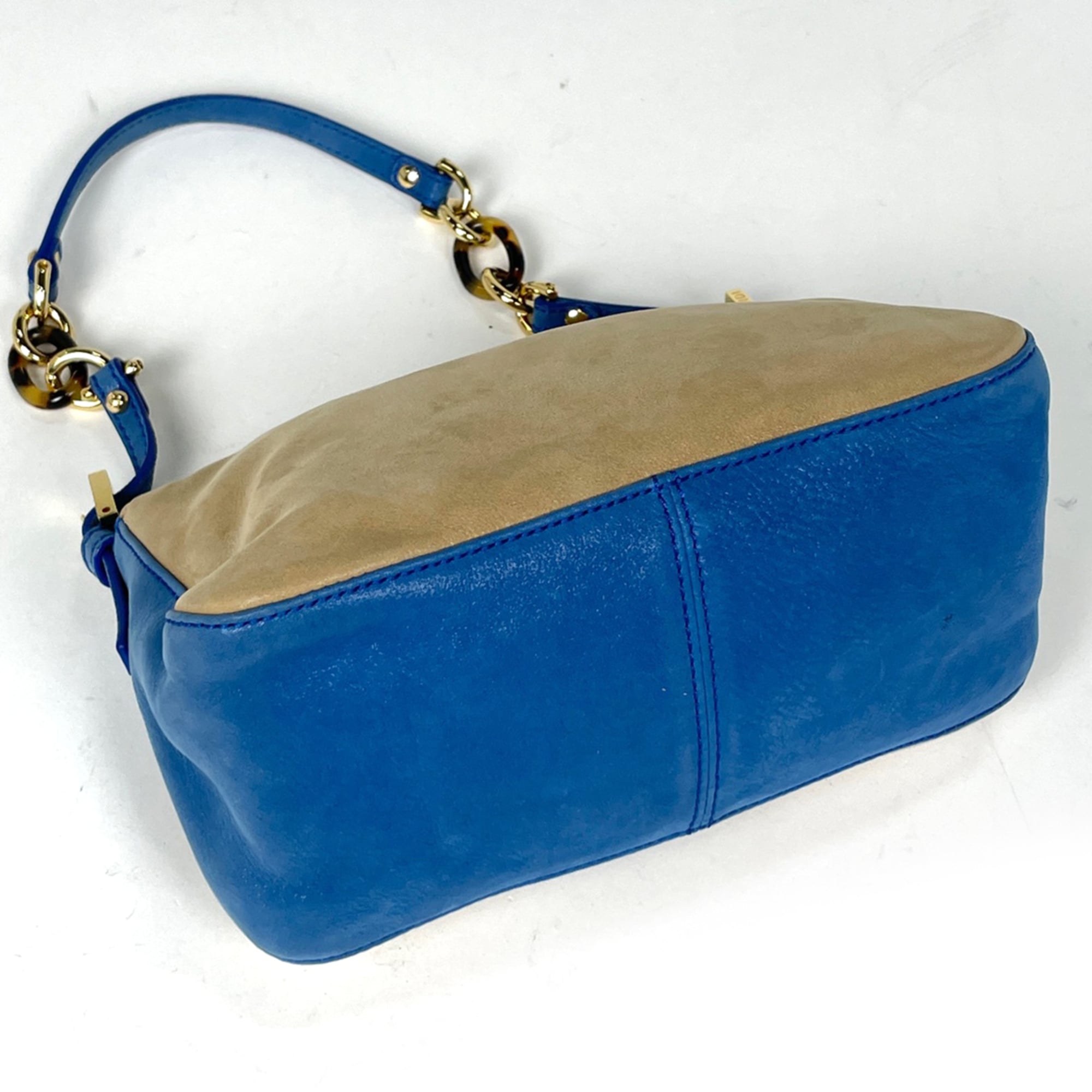 Fendi Beige Blue Leather Shoulder Bag (Pre-Owned)
