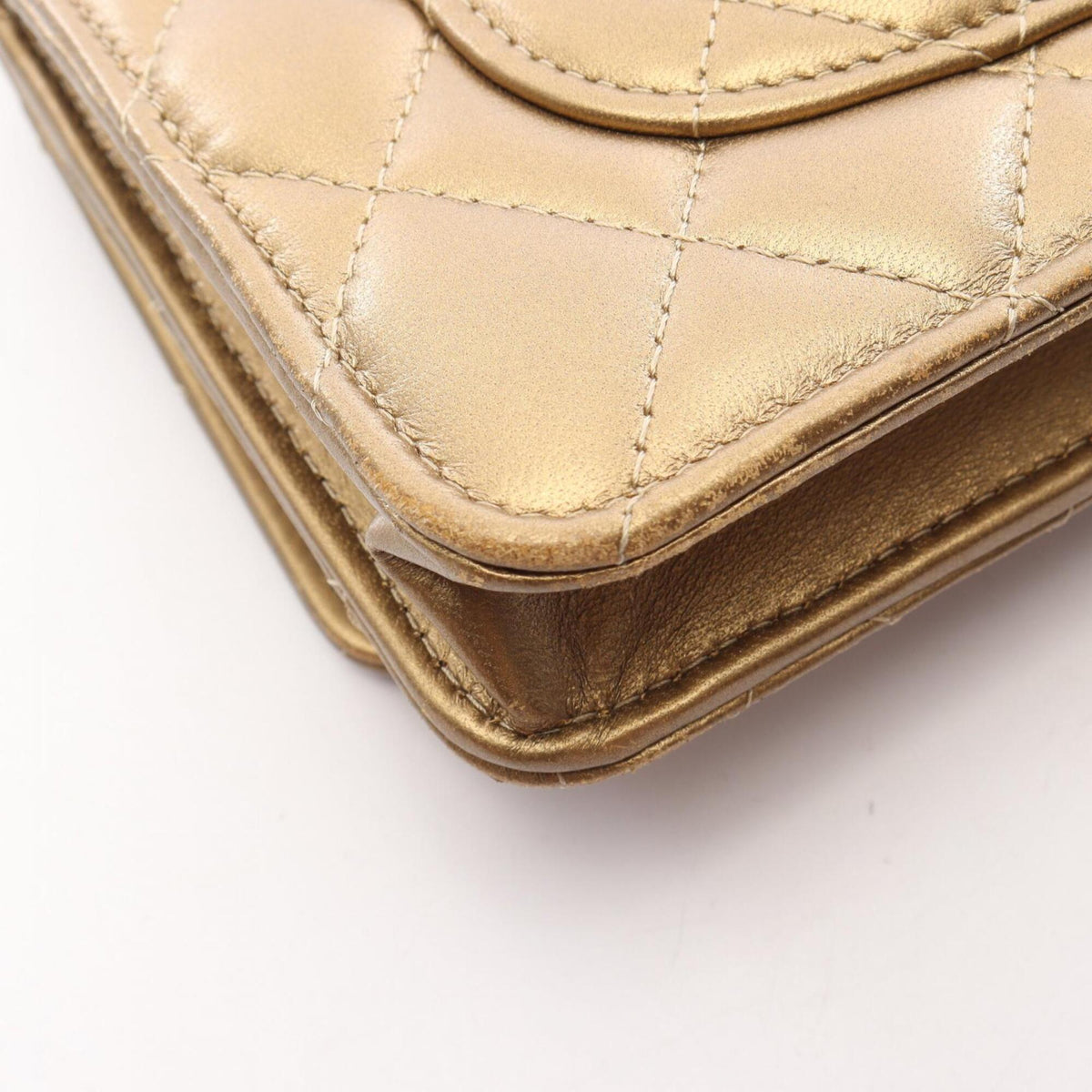 Chanel Gold Leather Handbag Shoulder Bag (Pre-Owned)