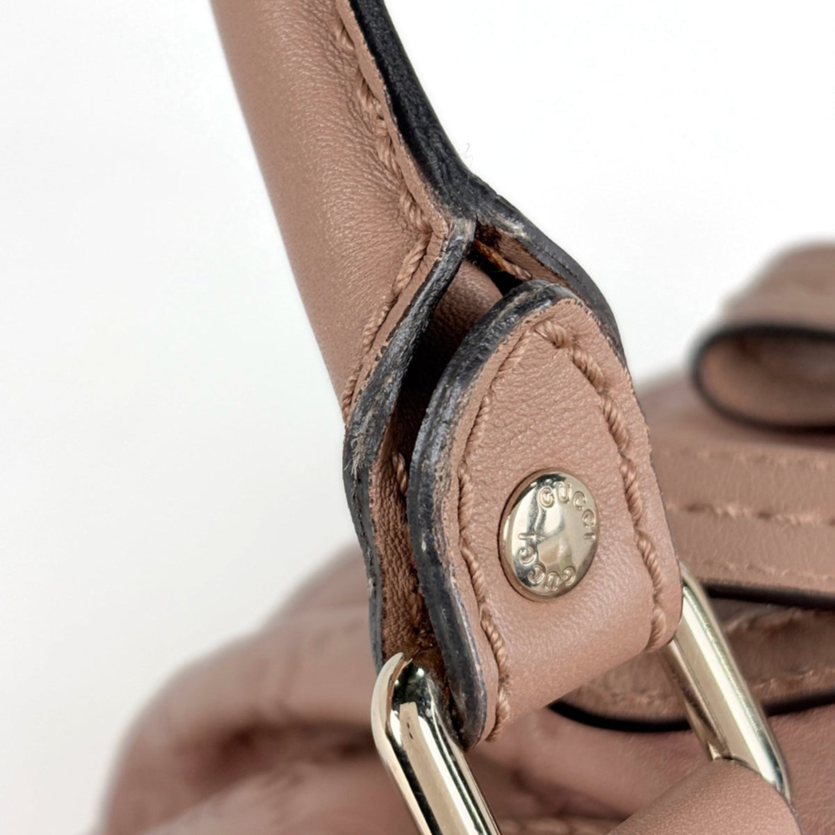 Gucci Salmon Pink Leather Handbag (Pre-Owned)