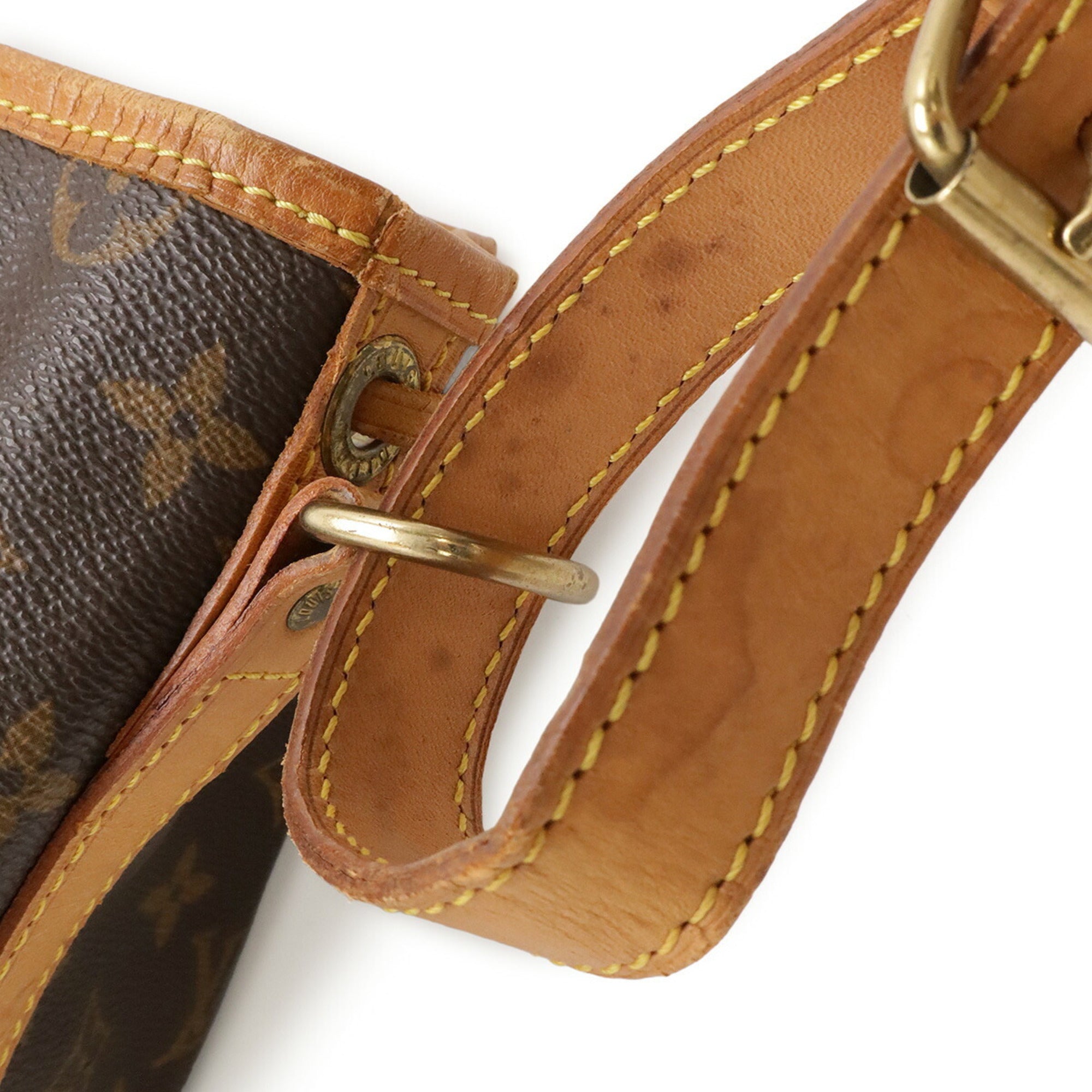 Louis Vuitton Brown Monogram Monogram Shoulder Bag (Pre-Owned)