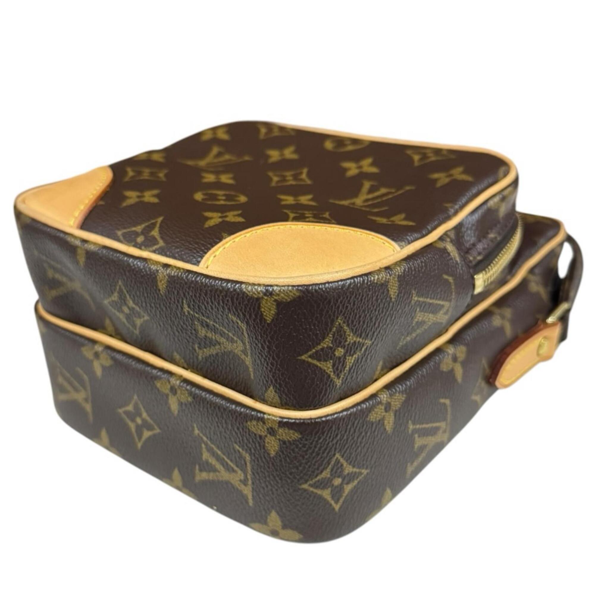 Louis Vuitton Monogram Brown Monogram Shoulder Bag (Pre-Owned)