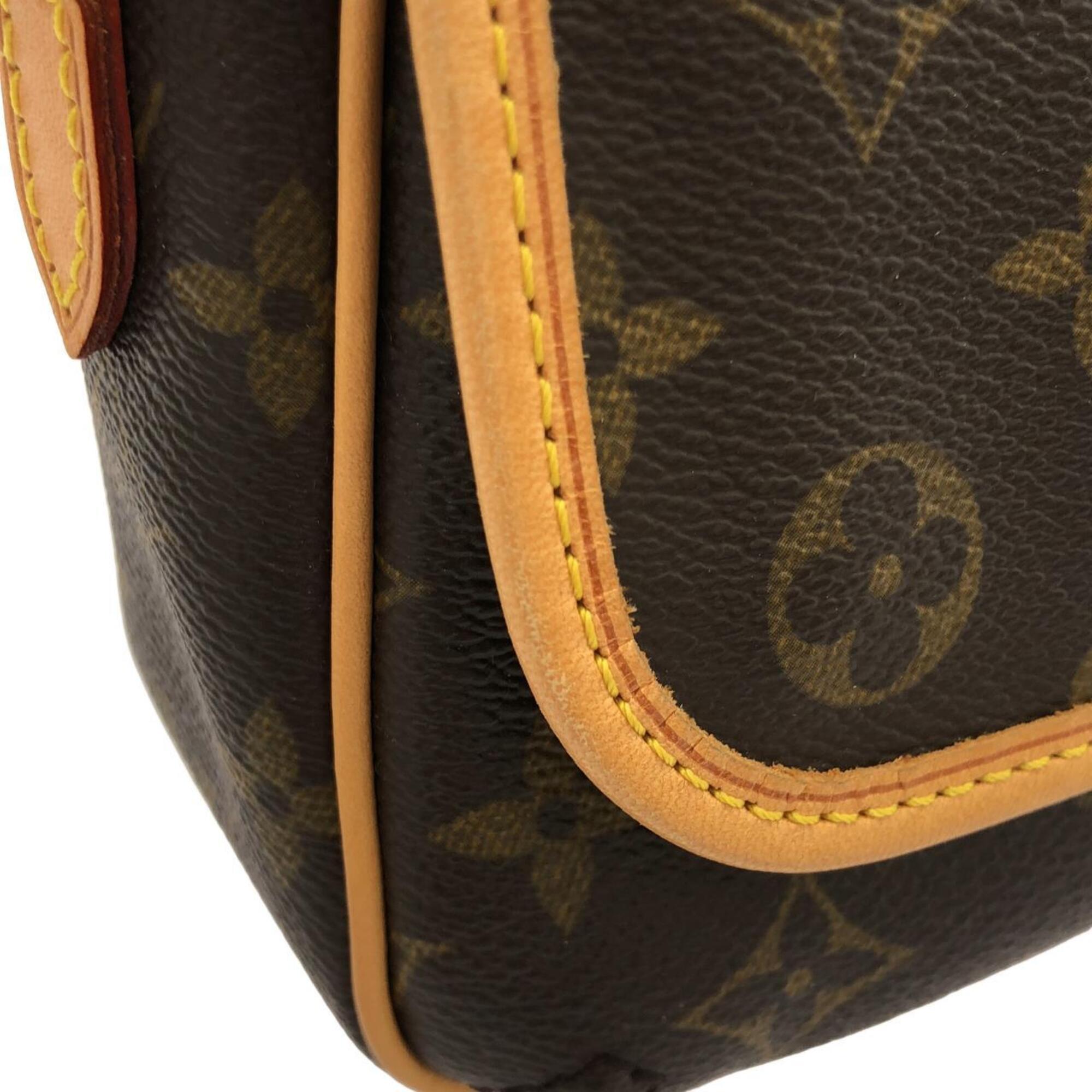 Louis Vuitton Brown Coated Canvas Shoulder Bag (Pre-Owned)