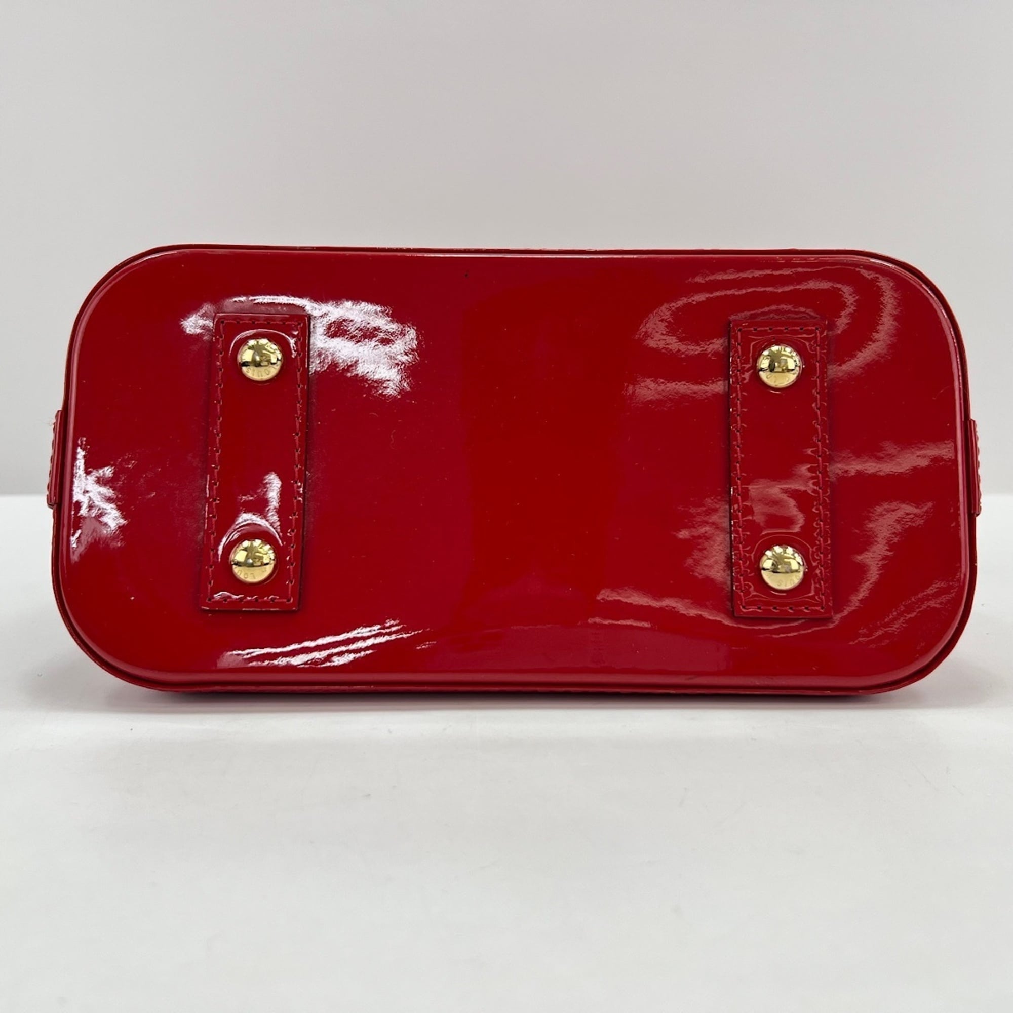 Louis Vuitton Red Color Handbag (Pre-Owned)