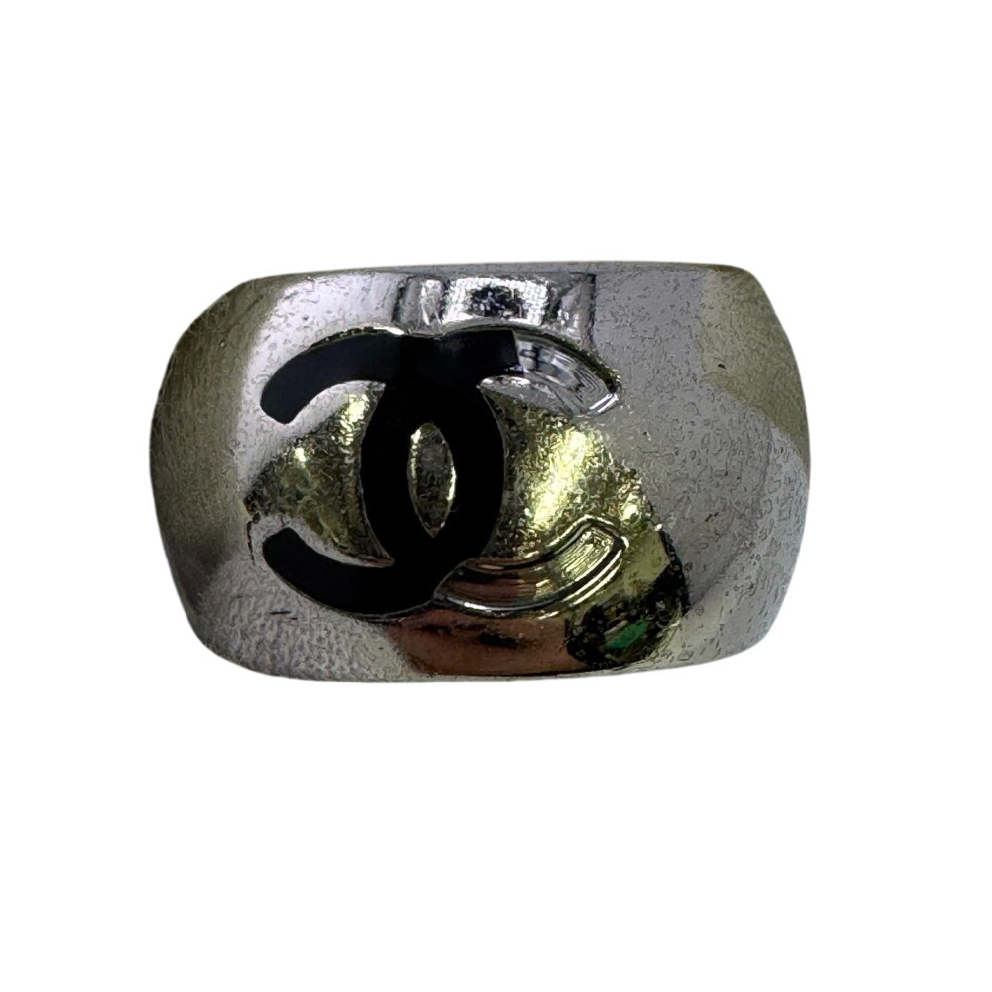 Chanel Silver Metal Band Ring (Pre-Owned)