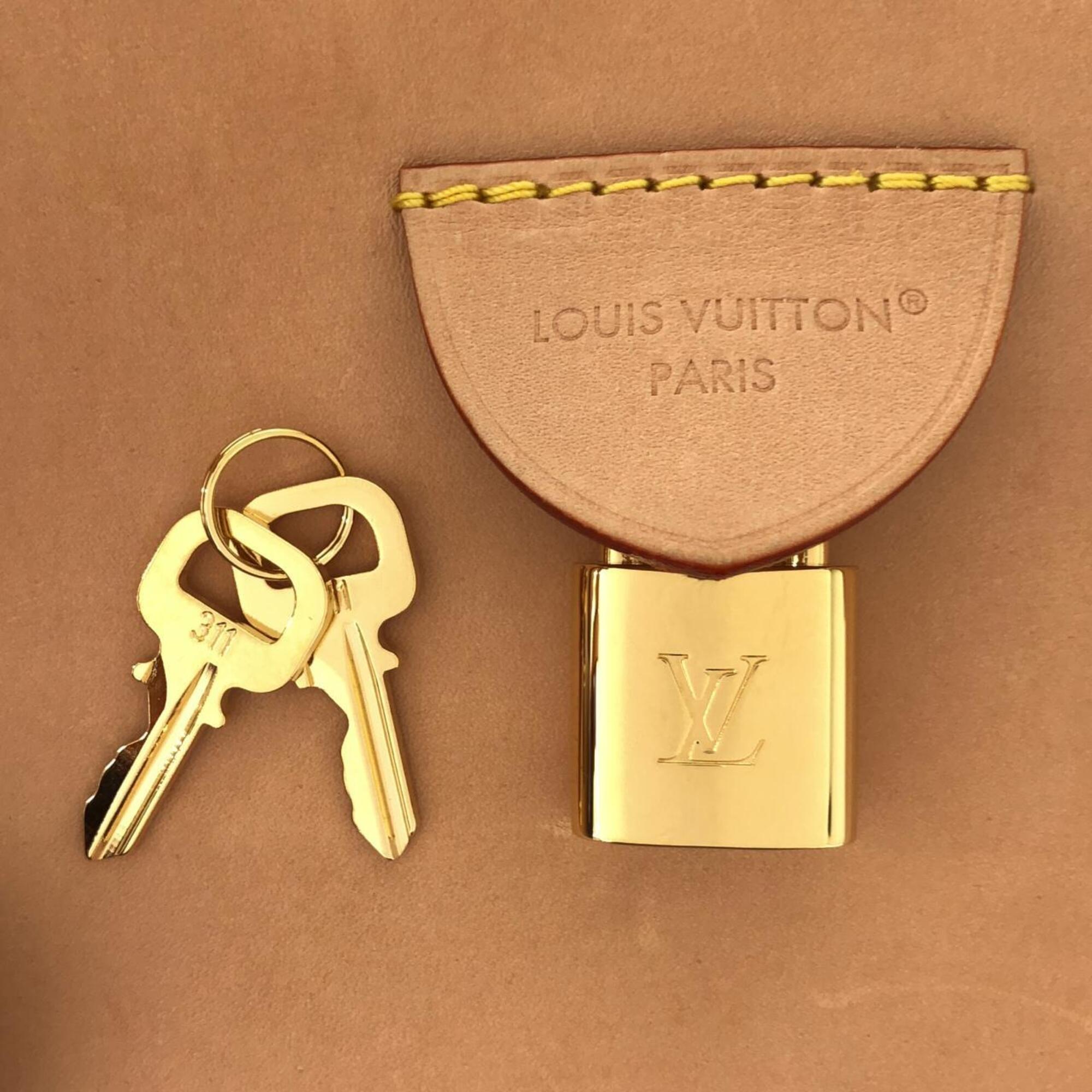Louis Vuitton Beige Leather Handbag (Pre-Owned)
