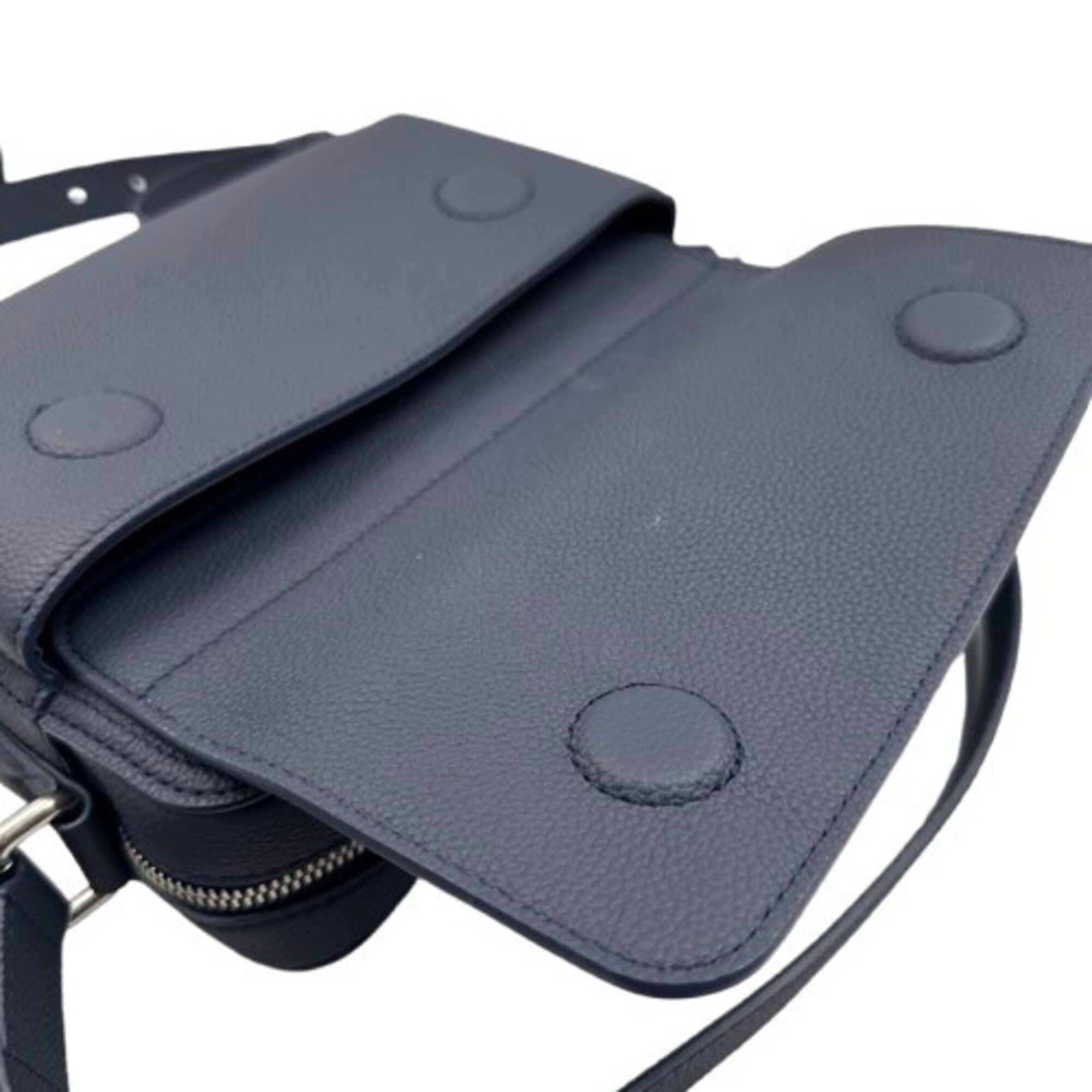 Louis Vuitton Navy Leather Shoulder Bag (Pre-Owned)
