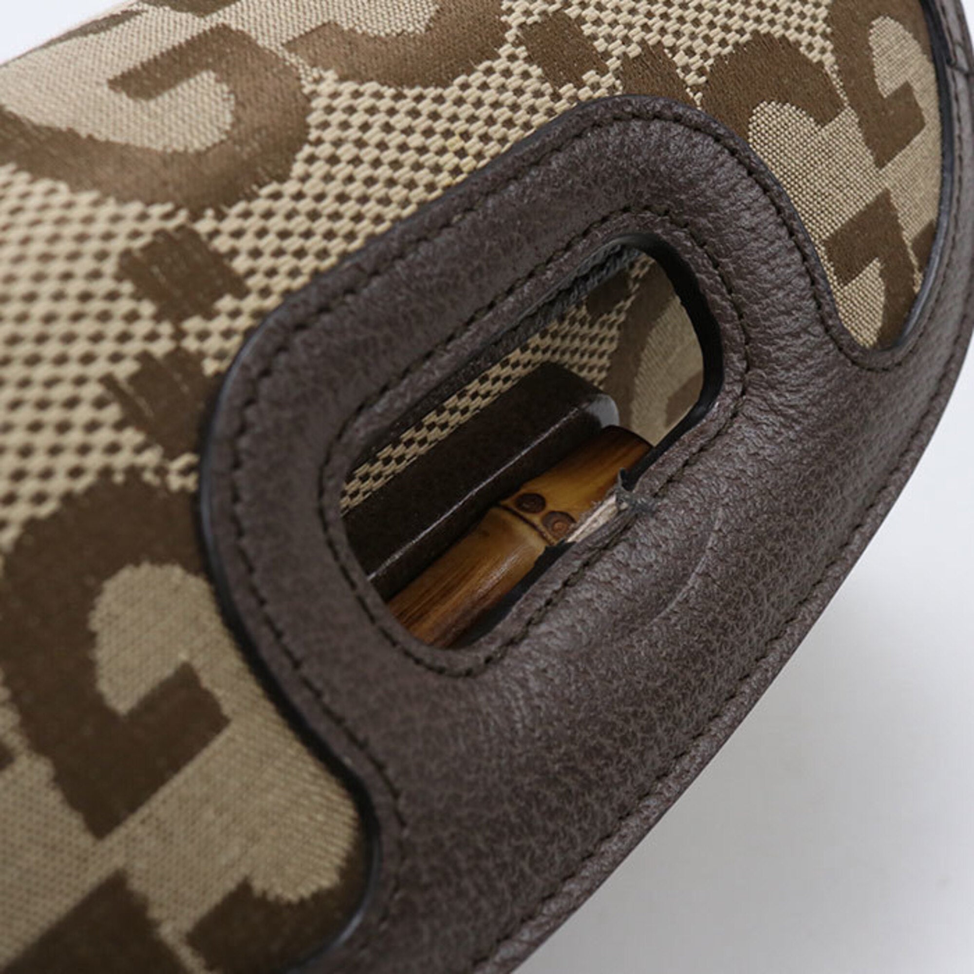 Gucci Beige Canvas Handbag (Pre-Owned)