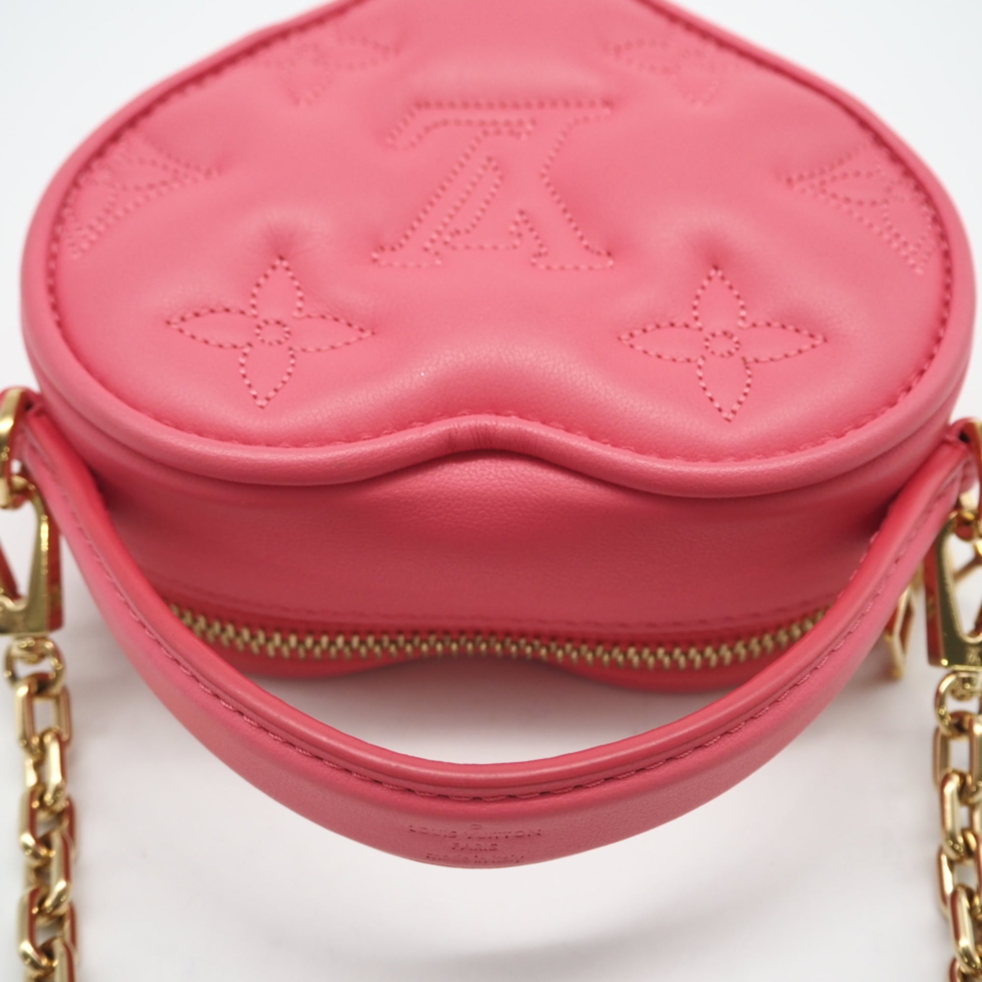 Louis Vuitton Pink Leather Shoulder Bag (Pre-Owned)