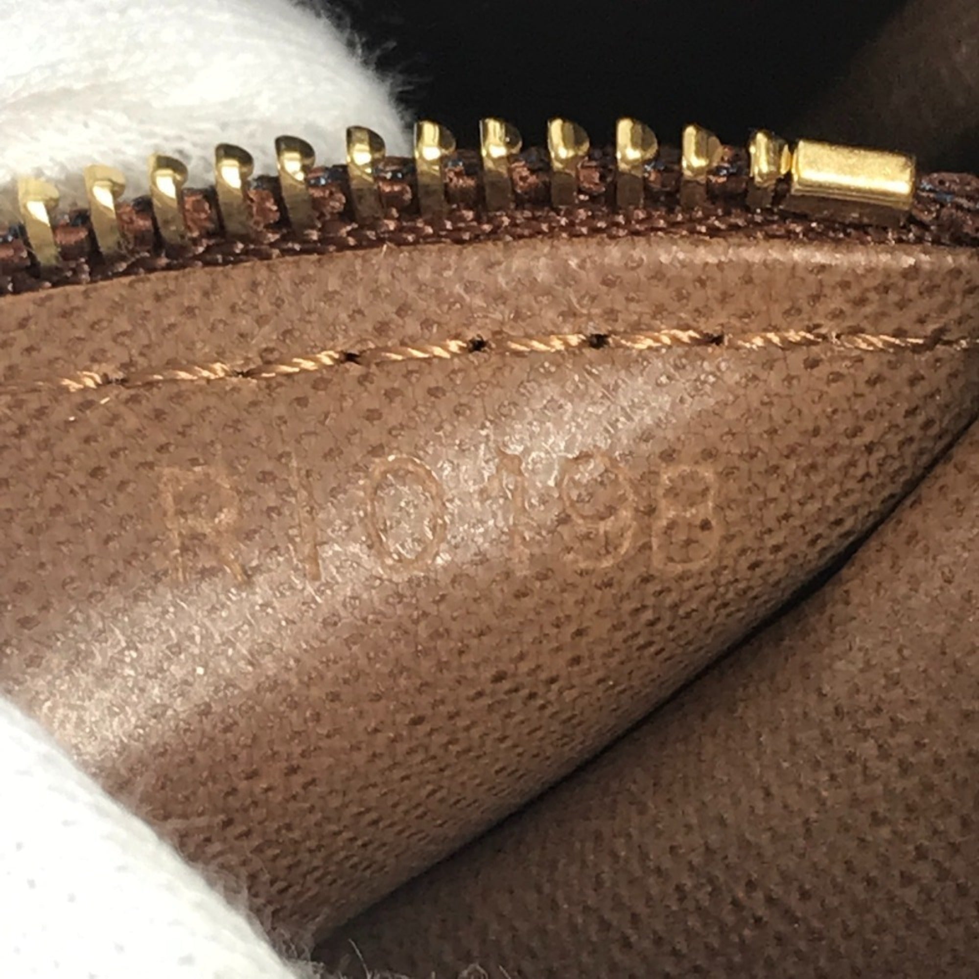 Louis Vuitton Brown Monogram Canvas Clutch Bag Pouch (Pre-Owned)
