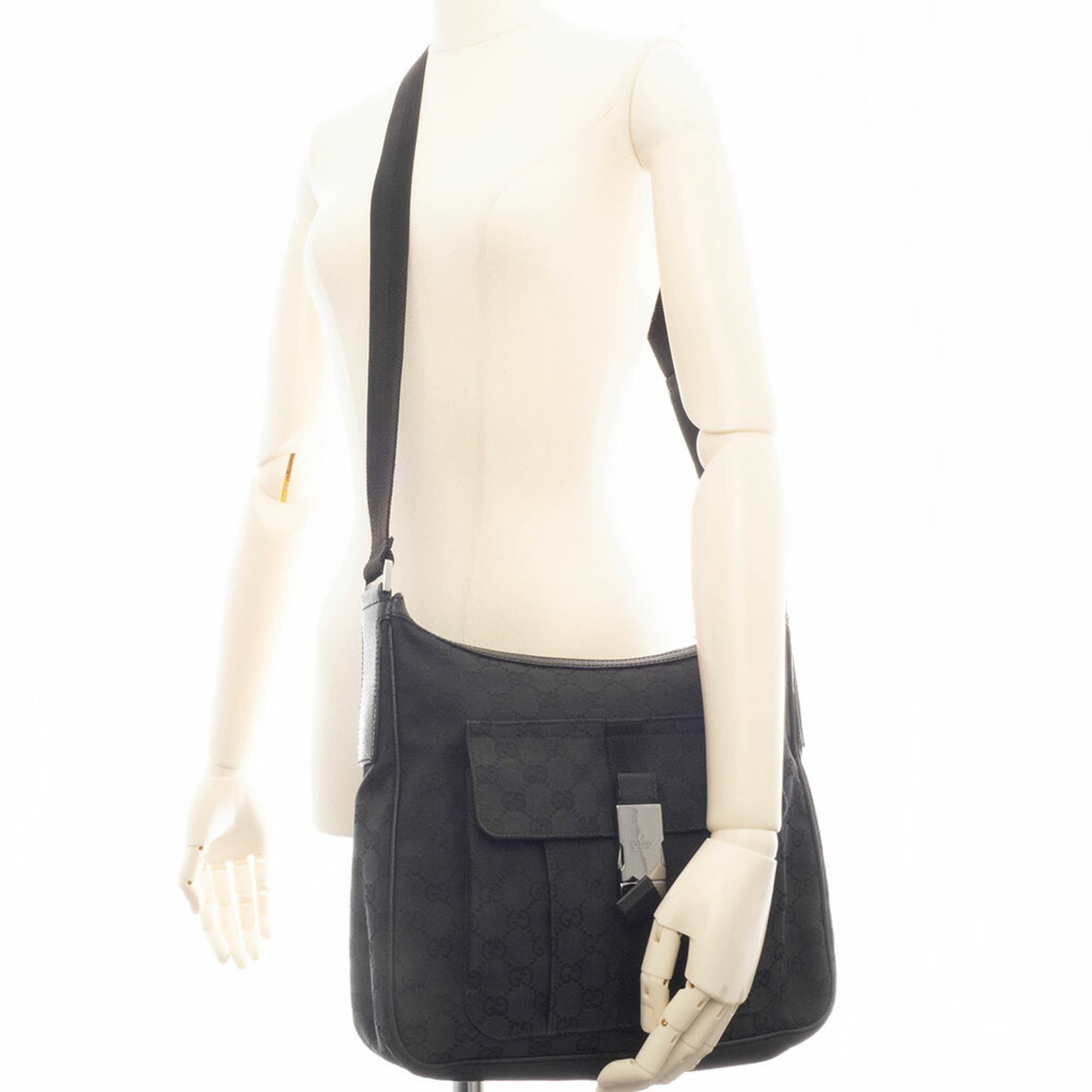 Gucci Black Gg Canvas Leather Shoulder Bag (Pre-Owned)