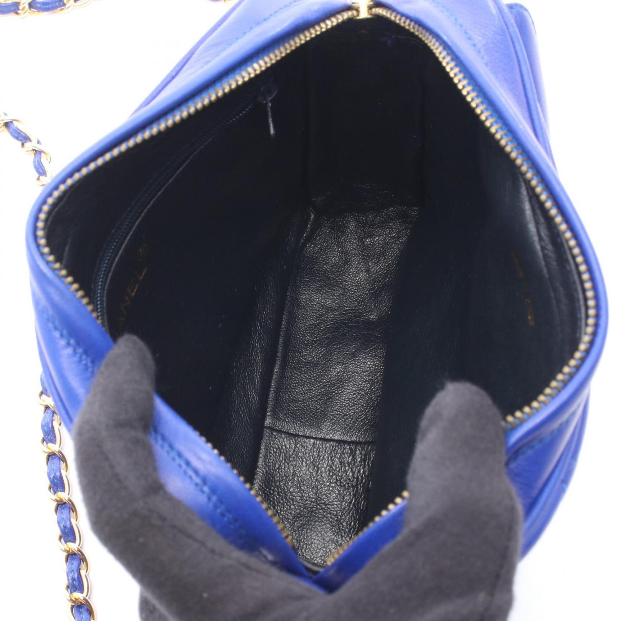 Chanel Blue Leather Handbag Shoulder Bag (Pre-Owned)