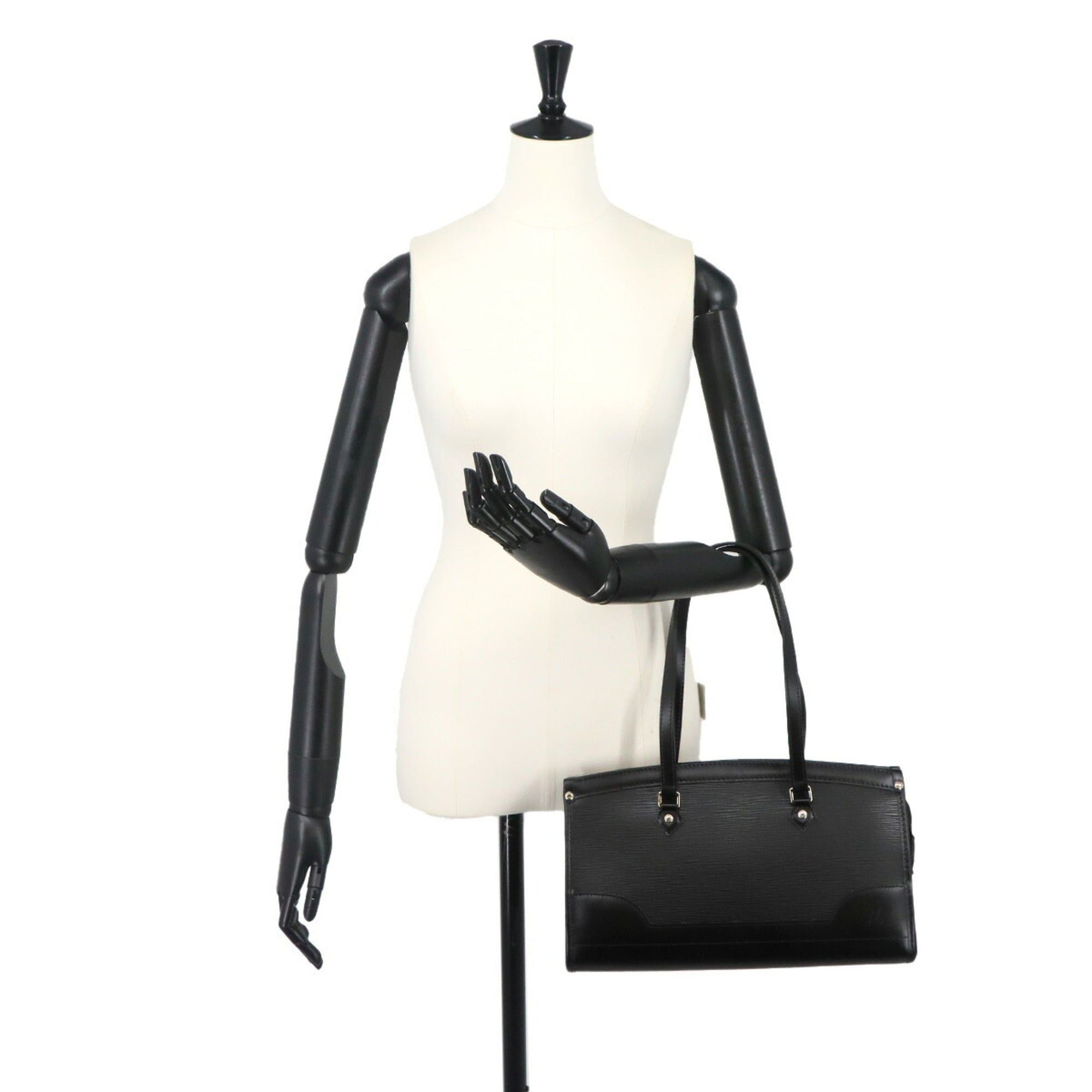 Louis Vuitton Noir Epi Leather Handbag Shoulder Bag (Pre-Owned)