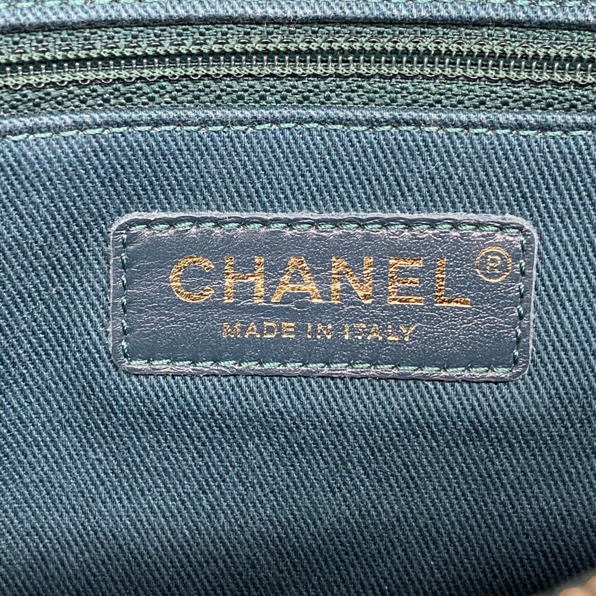 Chanel Green Grained Calfskin Fanny Pack (Pre-Owned)