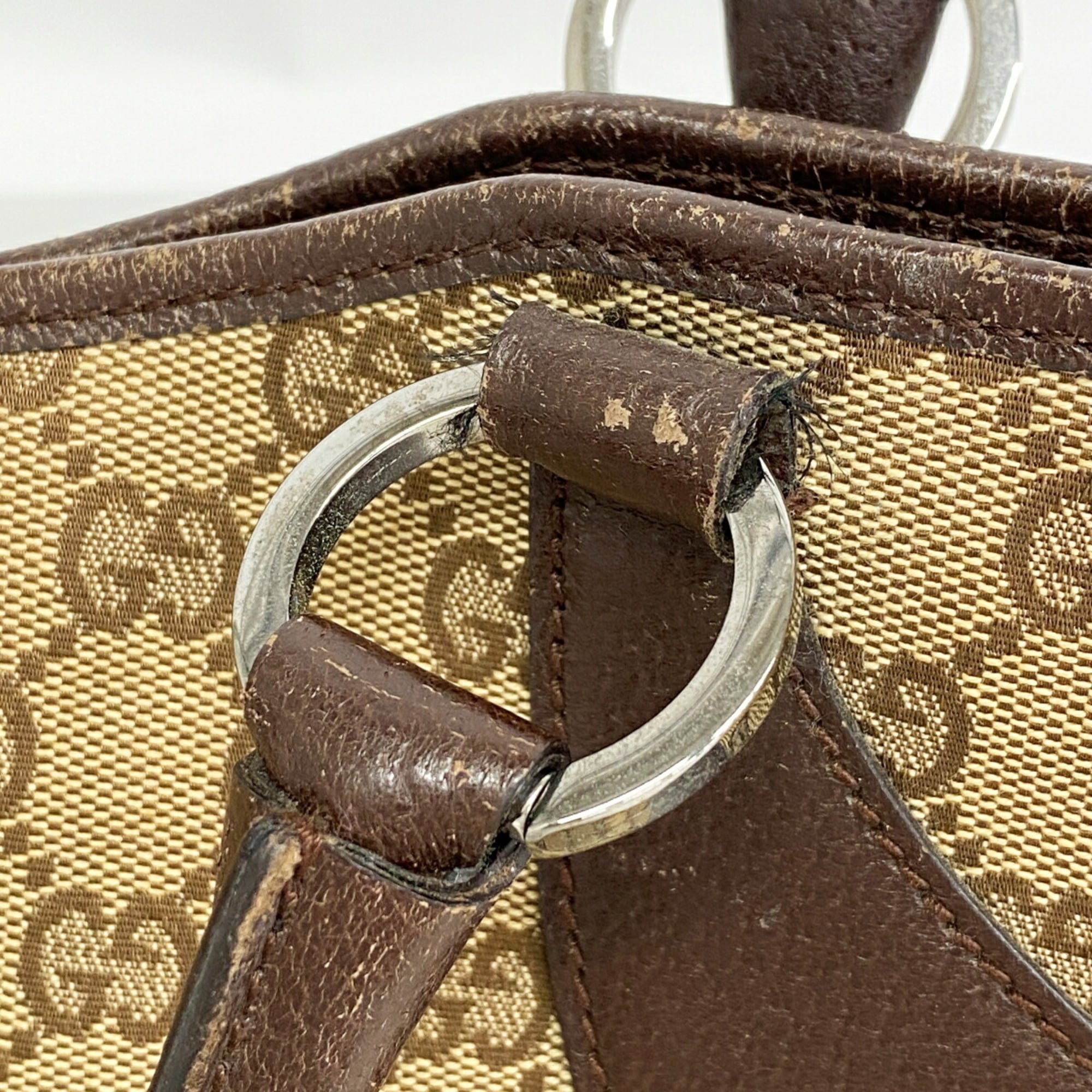Gucci Brown Canvas Handbag (Pre-Owned)