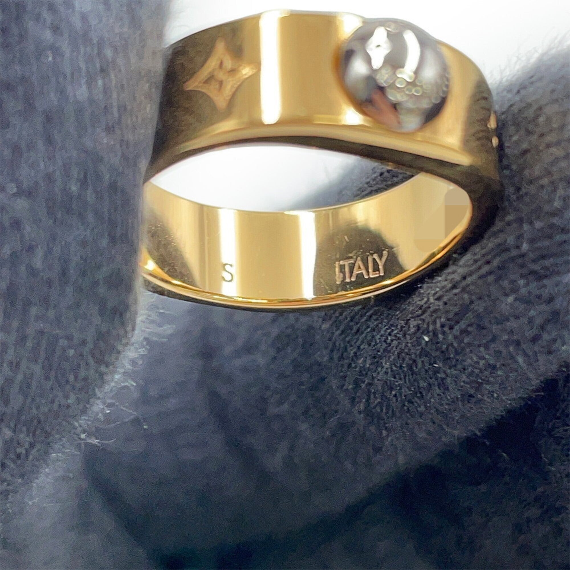 Louis Vuitton Metal Band Ring (Pre-Owned)