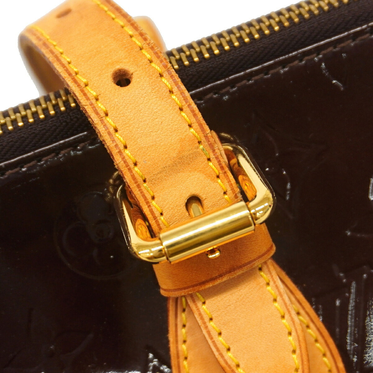 Louis Vuitton Amarante Shoulder Bag (Pre-Owned)