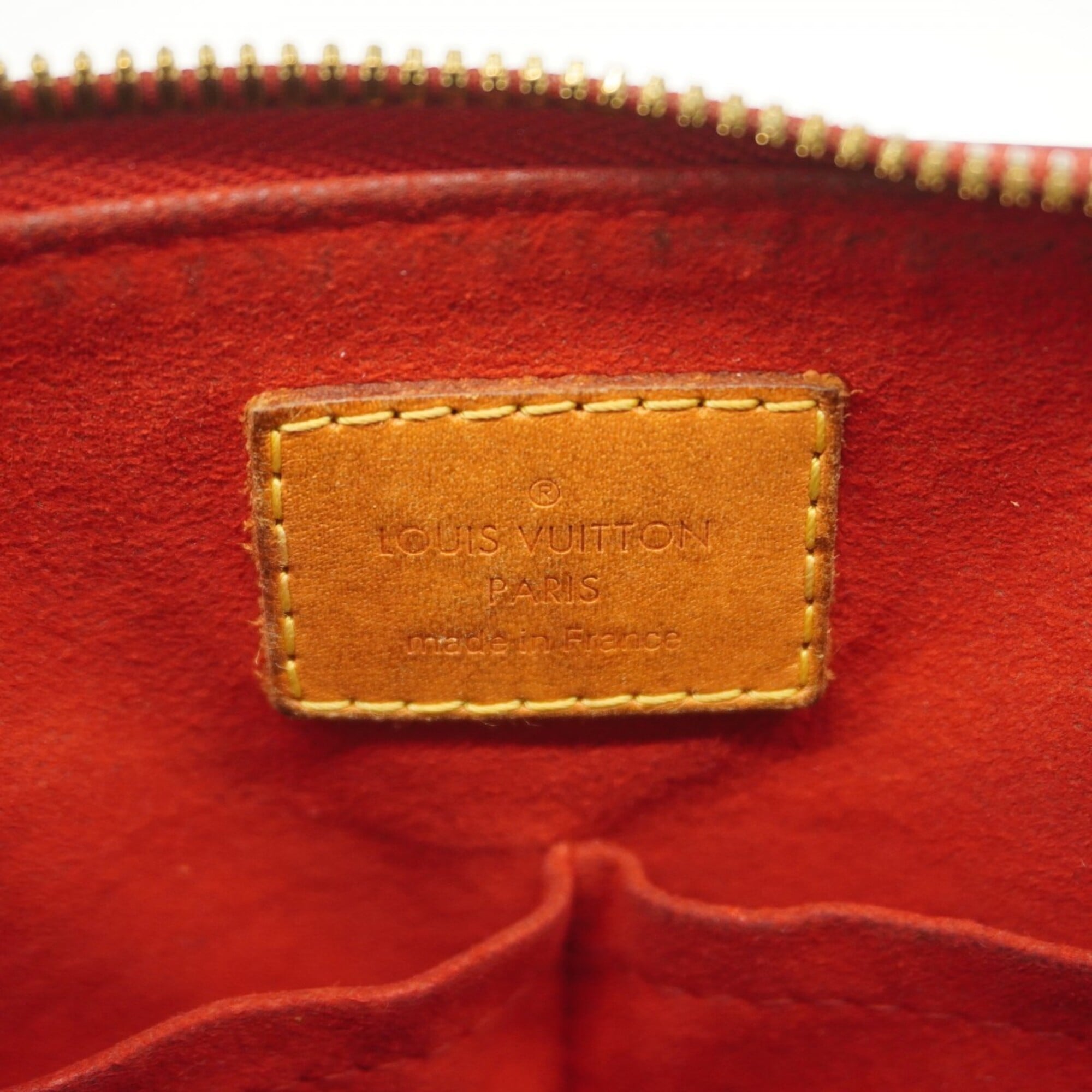 Louis Vuitton Cerise Handbag (Pre-Owned)