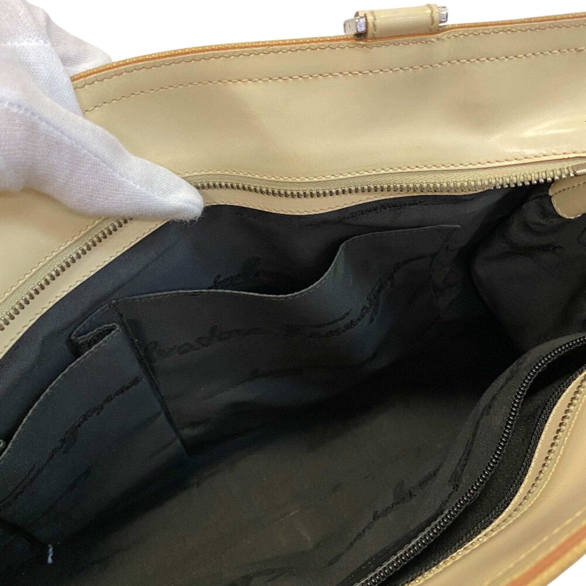 Salvatore Ferragamo Beige White Canvas Leather Handbag Shoulder Bag (Pre-Owned)