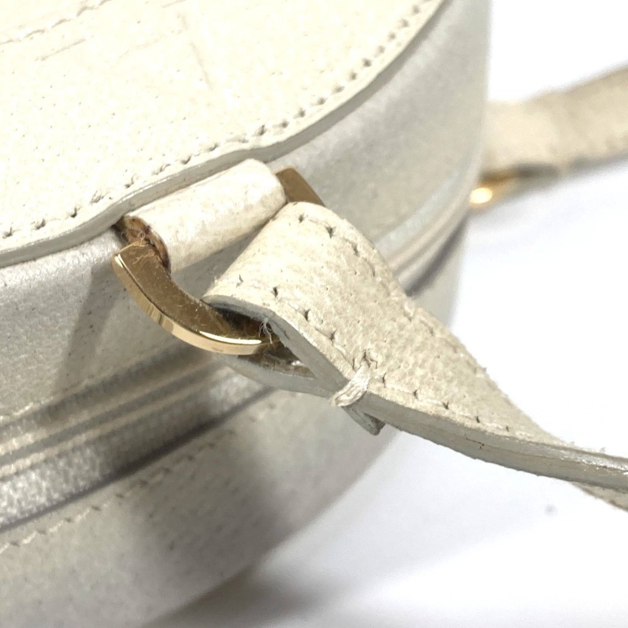 Bvlgari Beige Leather Pochette Shoulder Bag (Pre-Owned)