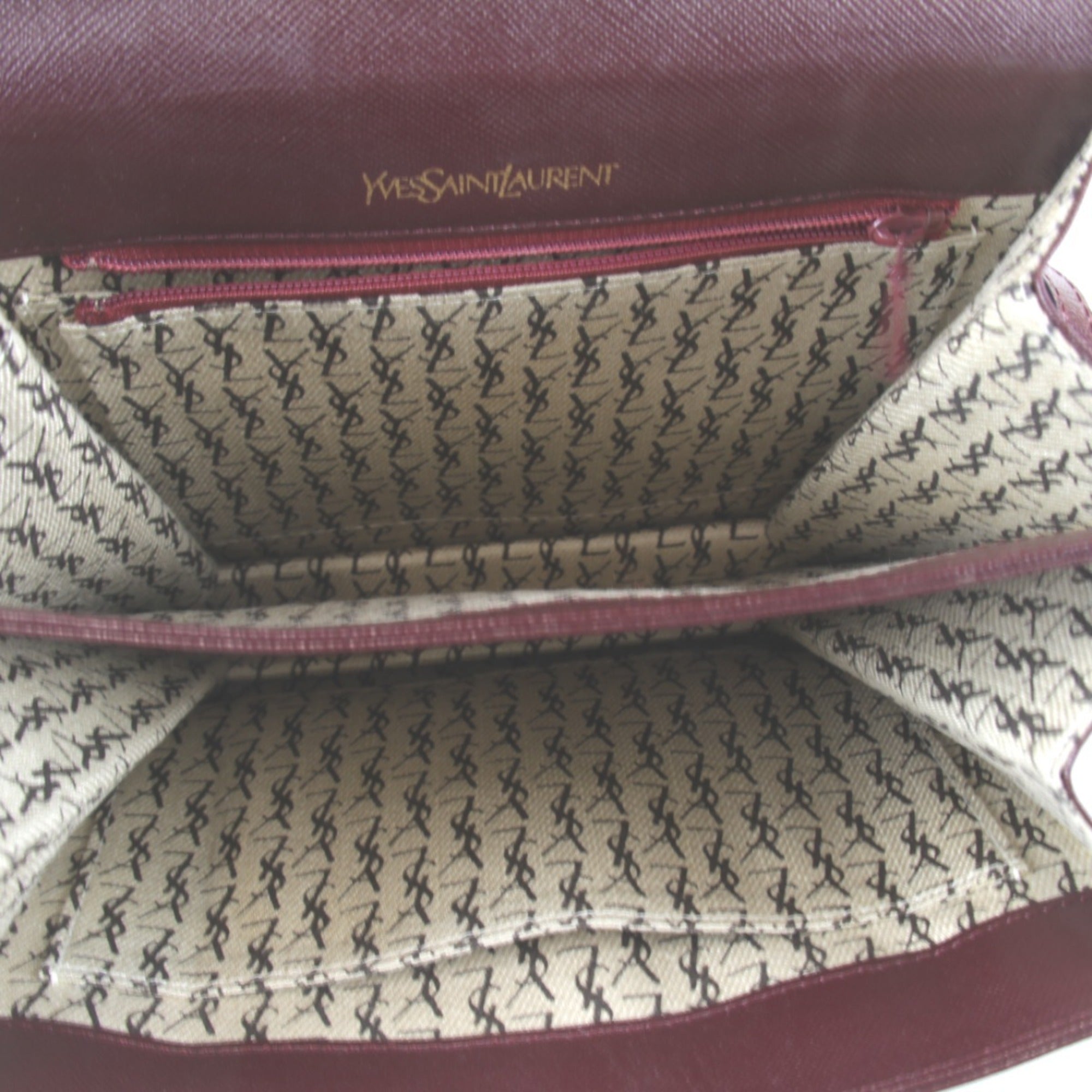 Yves Saint Laurent Wine Leather Shoulder Bag (Pre-Owned)
