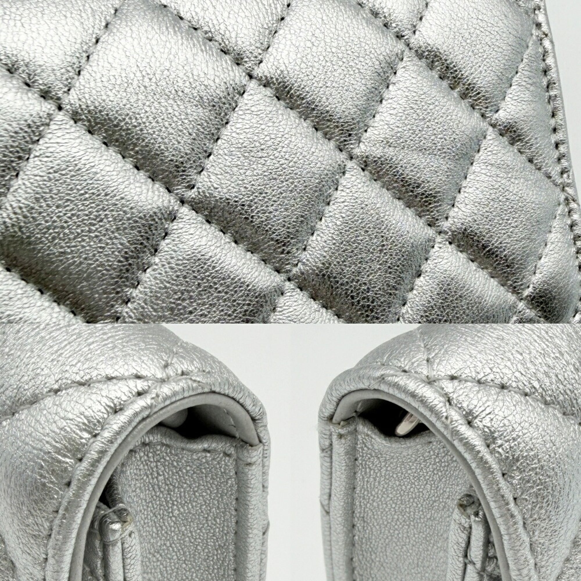 Chanel Matelasse Silver Leather Shoulder Bag (Pre-Owned)
