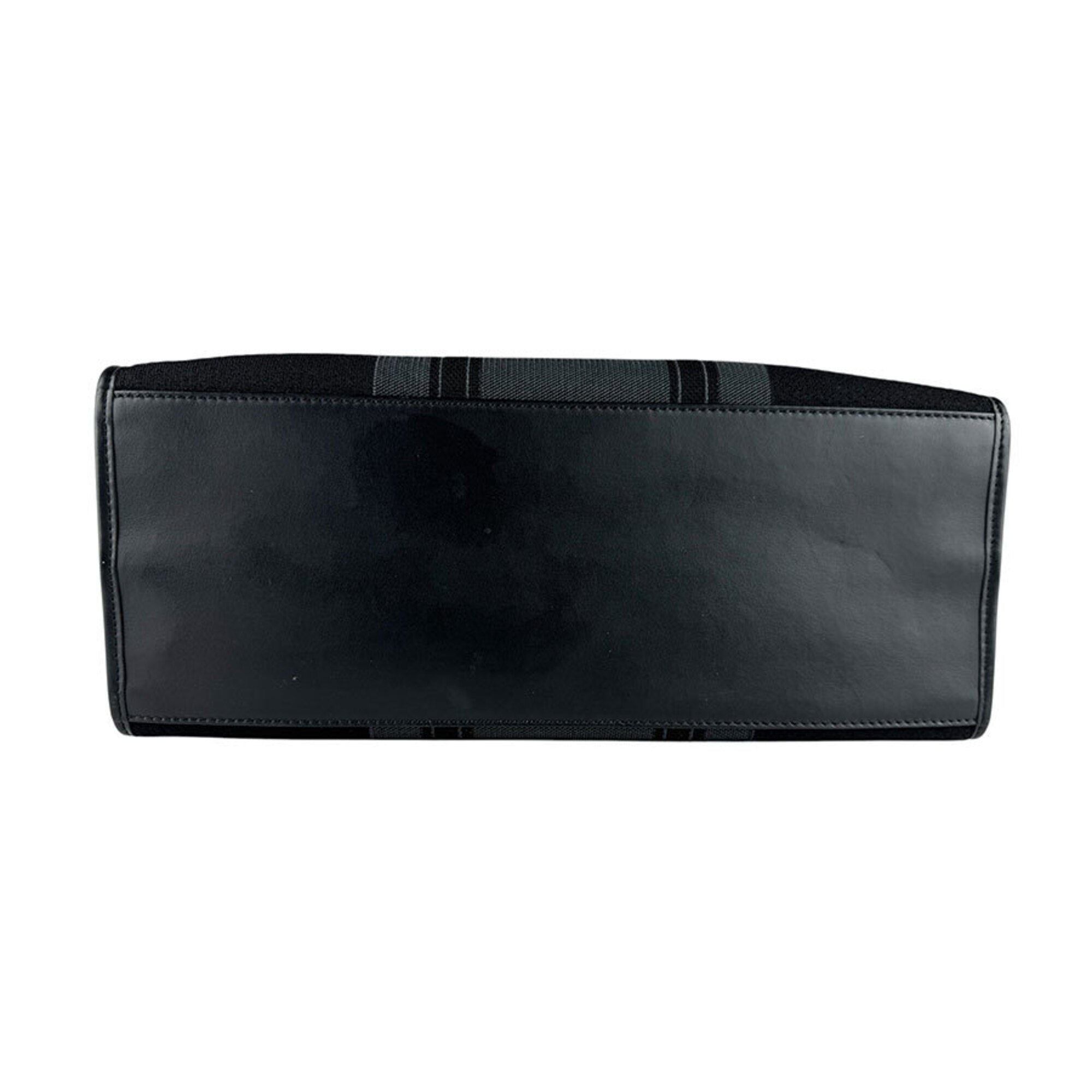 Fendi Black Nylon Leather Handbag (Pre-Owned)