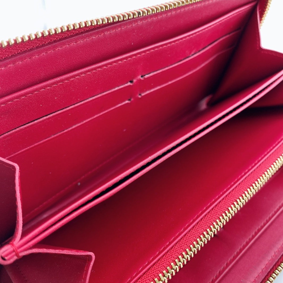 Louis Vuitton Monogram Vernis Red Color Monogram Vernis Long Wallet (Bi-Fold) (Pre-Owned)