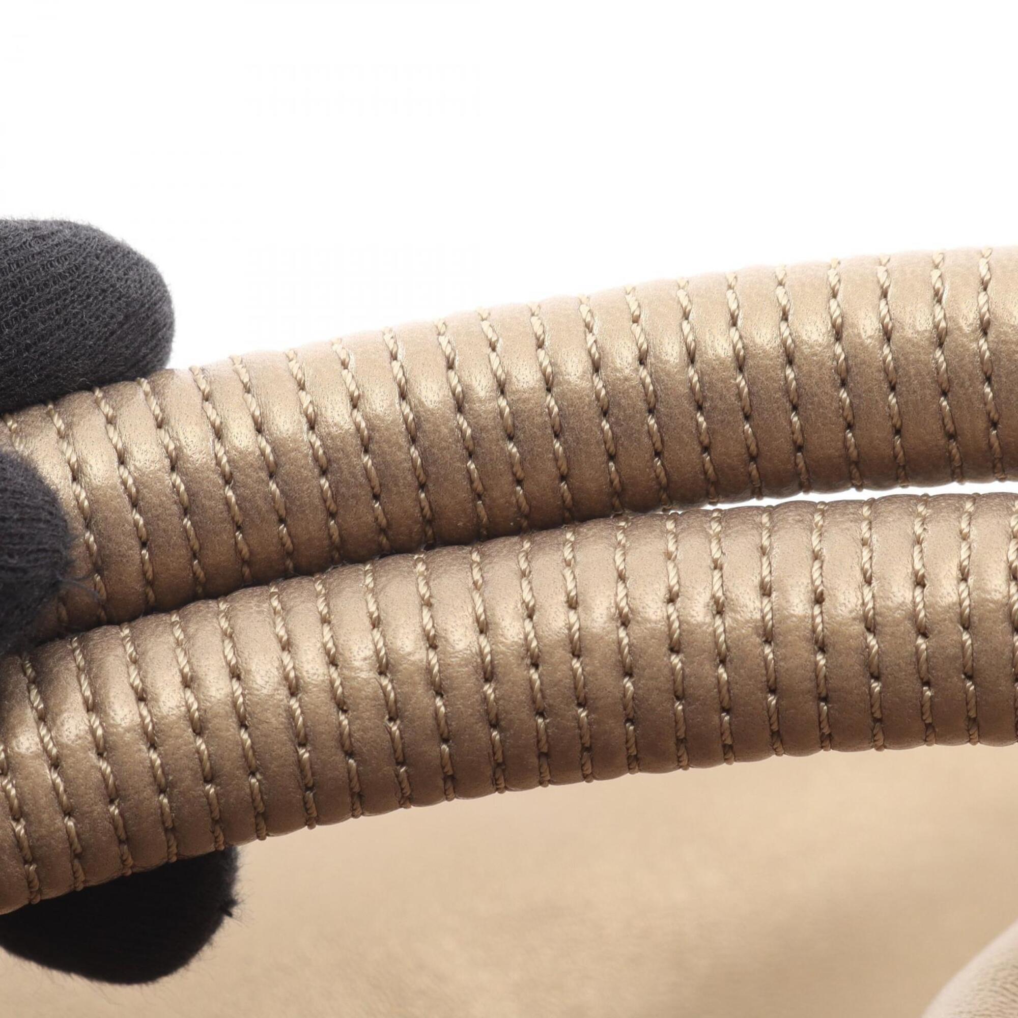 Loewe Brown Leather Handbag (Pre-Owned)