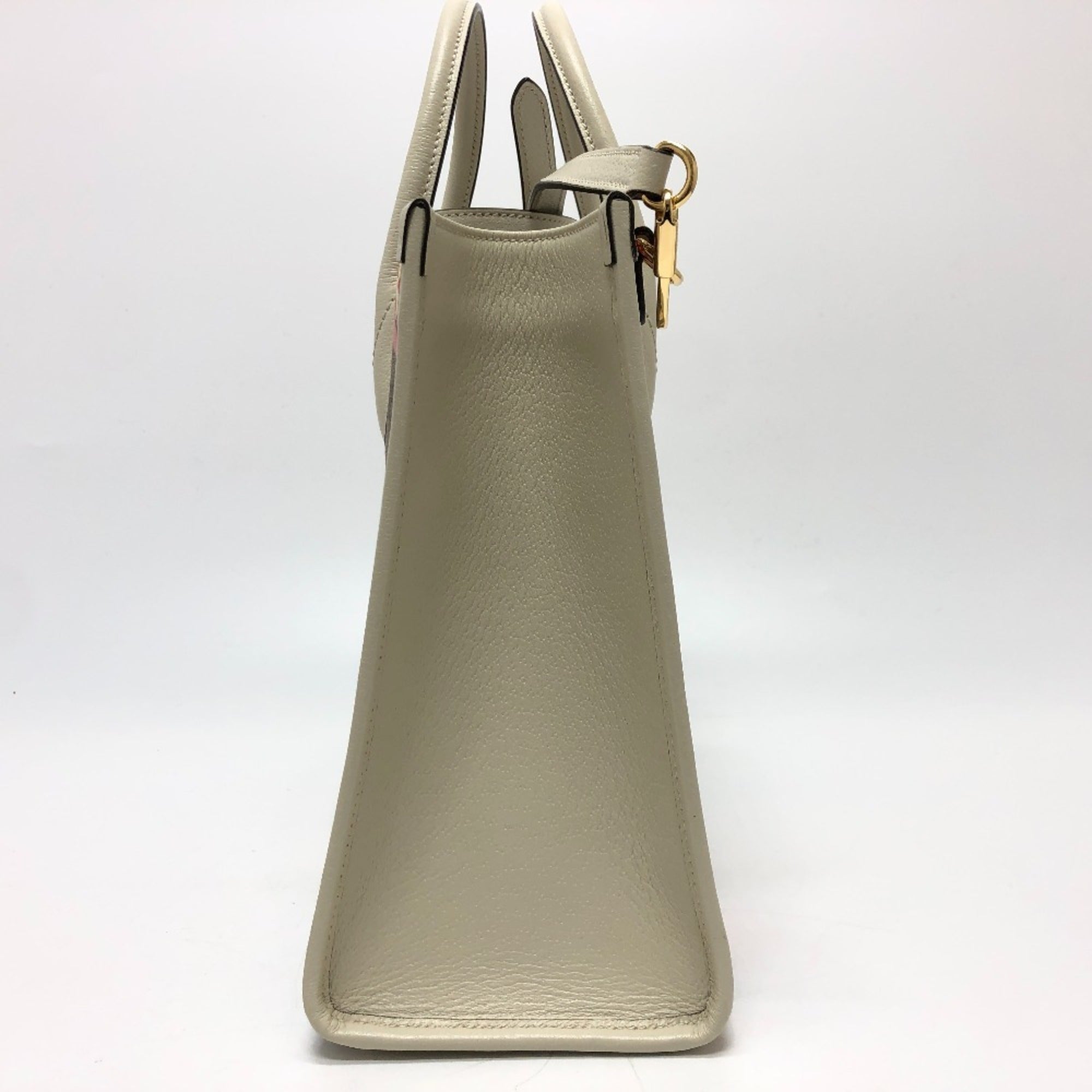 Gucci Beige Gg Supreme Handbag (Pre-Owned)