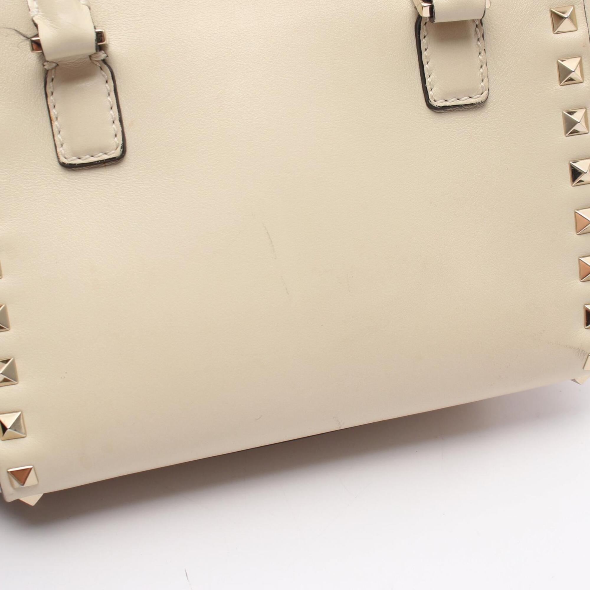 Valentino Ivory Leather Handbag (Pre-Owned)
