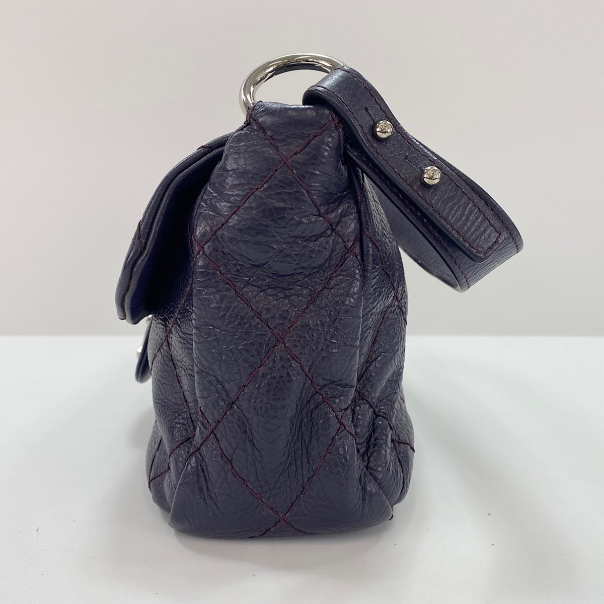 Chanel Purple Shoulder Bag (Pre-Owned)