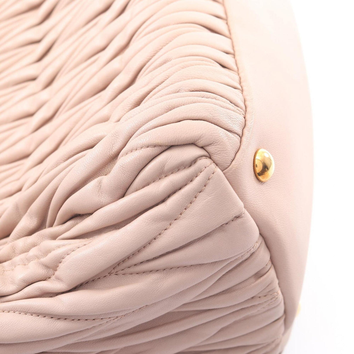Miu Miu Matelasse Pink Leather Handbag (Pre-Owned)