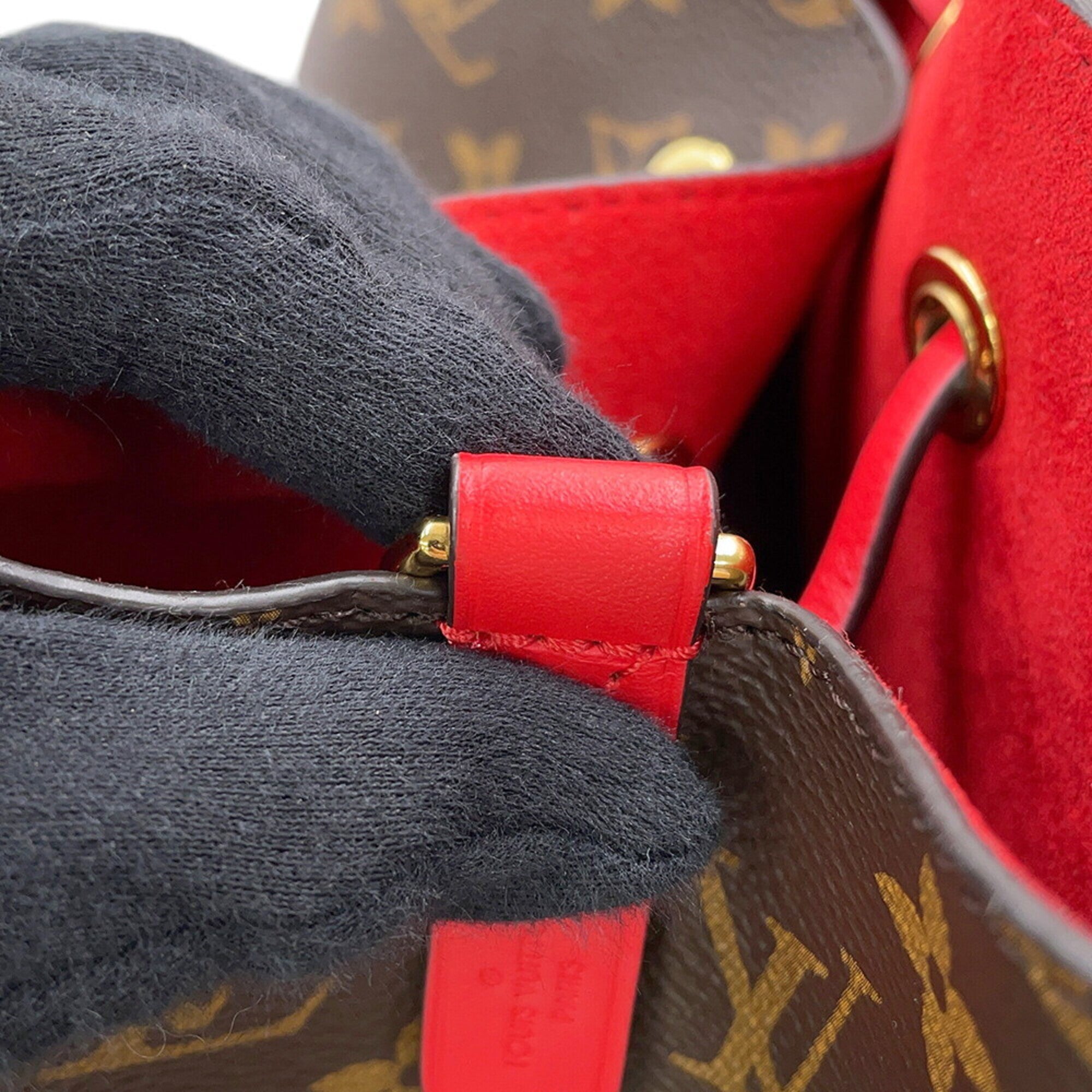Louis Vuitton Coquelicots Monogram Monogram Handbag Shoulder Bag (Pre-Owned)
