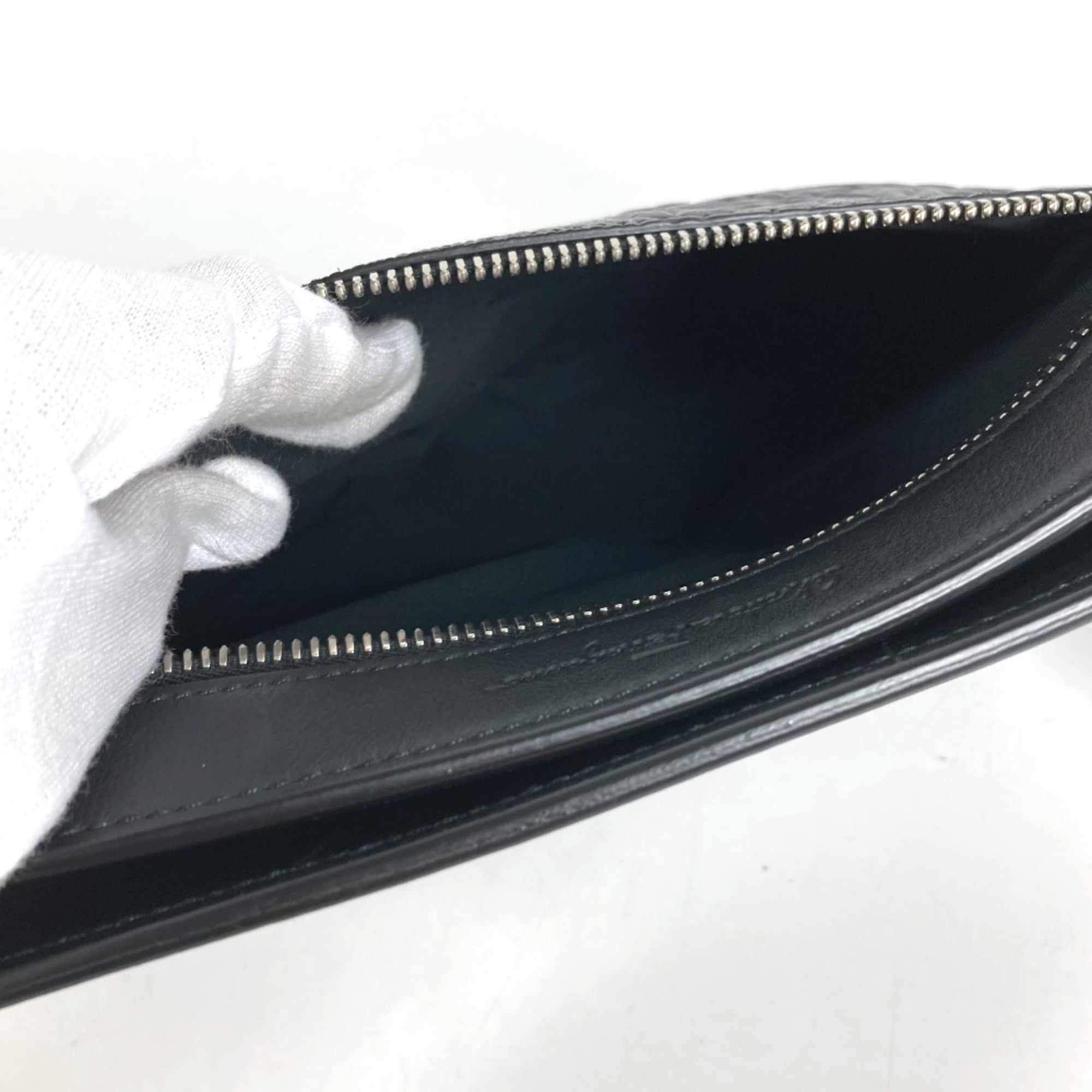 Salvatore Ferragamo Black Leather Clutch Bag Pouch (Pre-Owned)