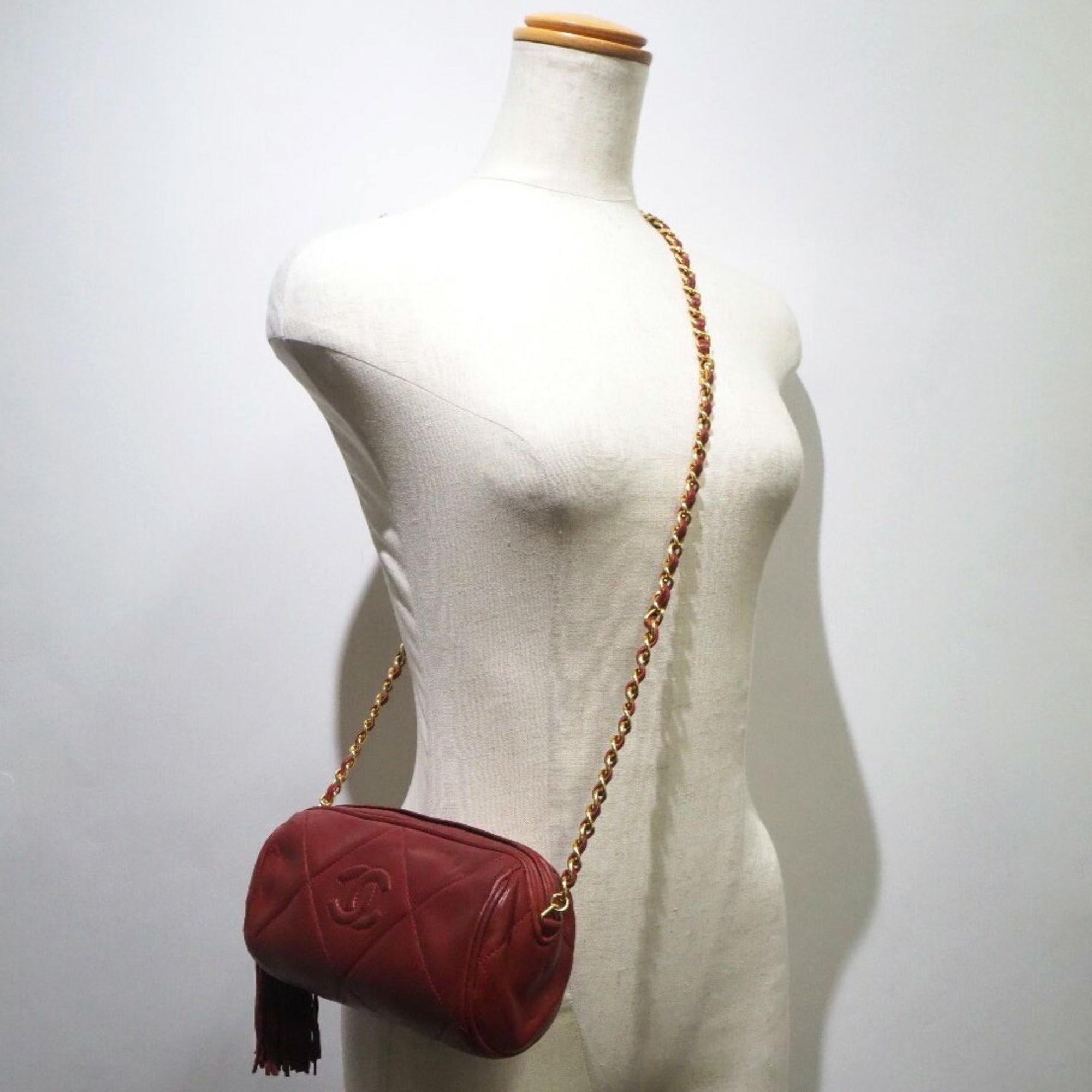 Chanel Matelasse Gold Red Color Shoulder Bag (Pre-Owned)