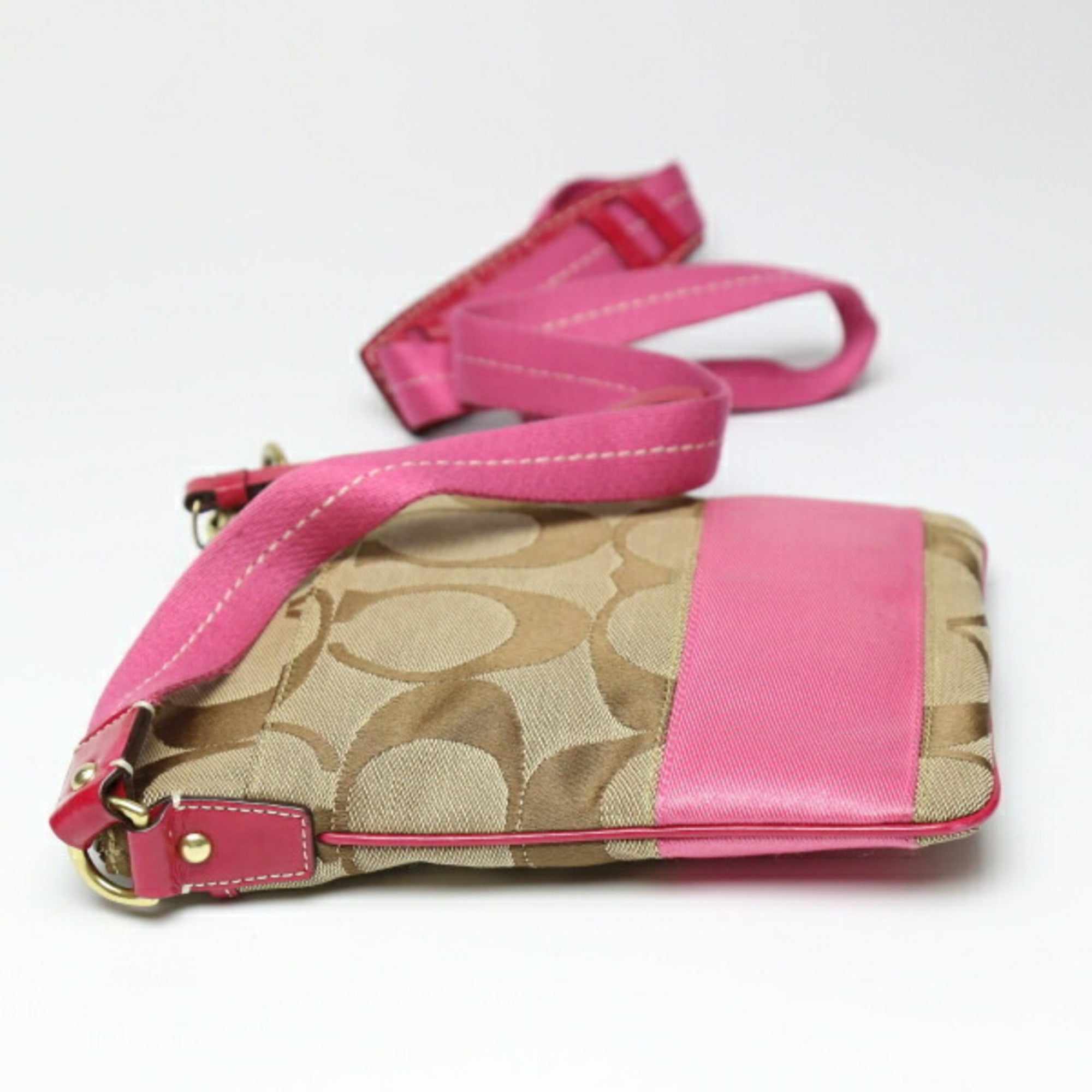 Coach Khaki Pink Leather Shoulder Bag (Pre-Owned)