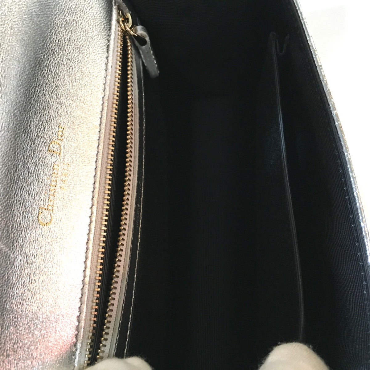 Christian Dior Silver Leather Shoulder Bag (Pre-Owned)